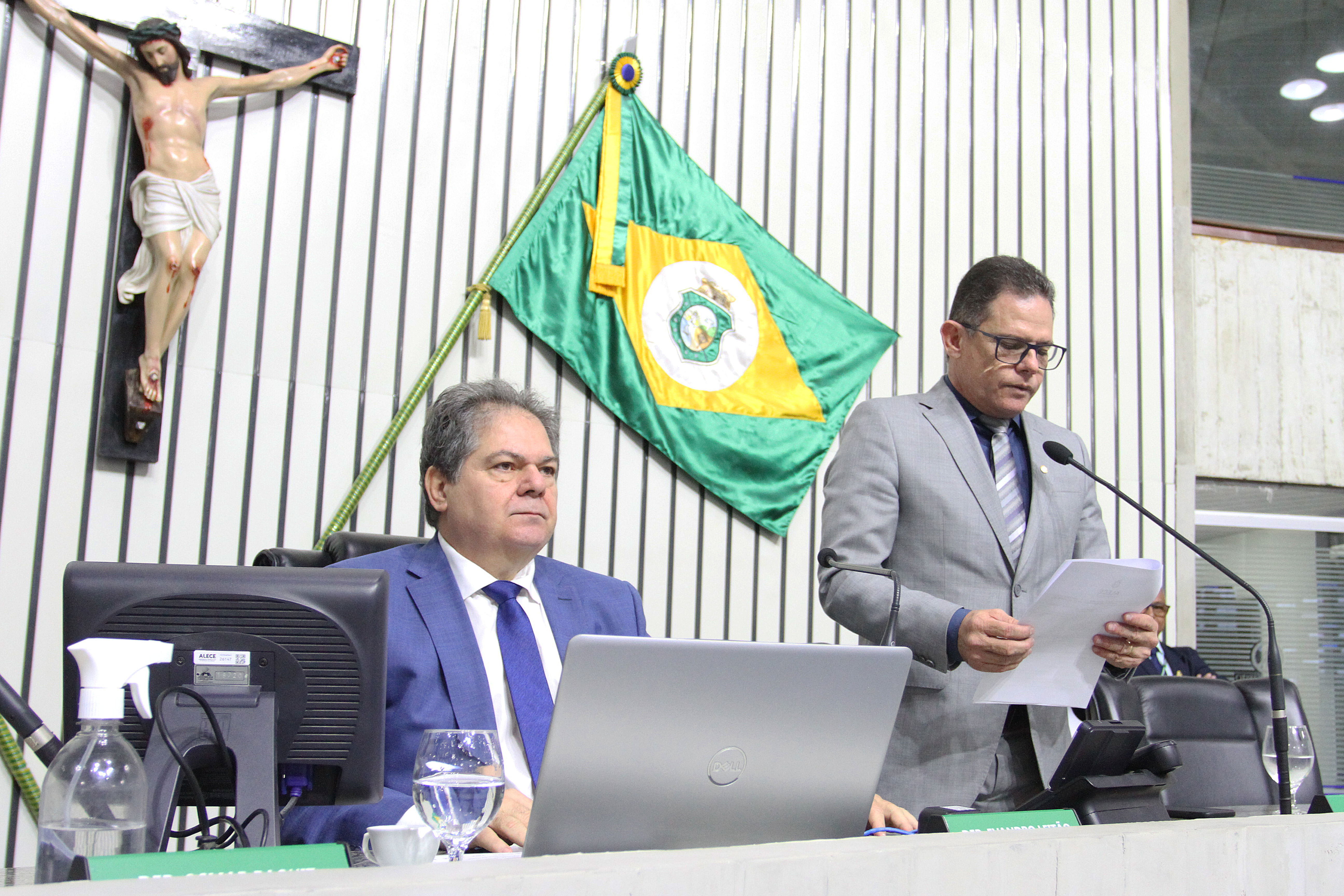 Abertura dos trabalhos da sessão legislativa desta terça-feira