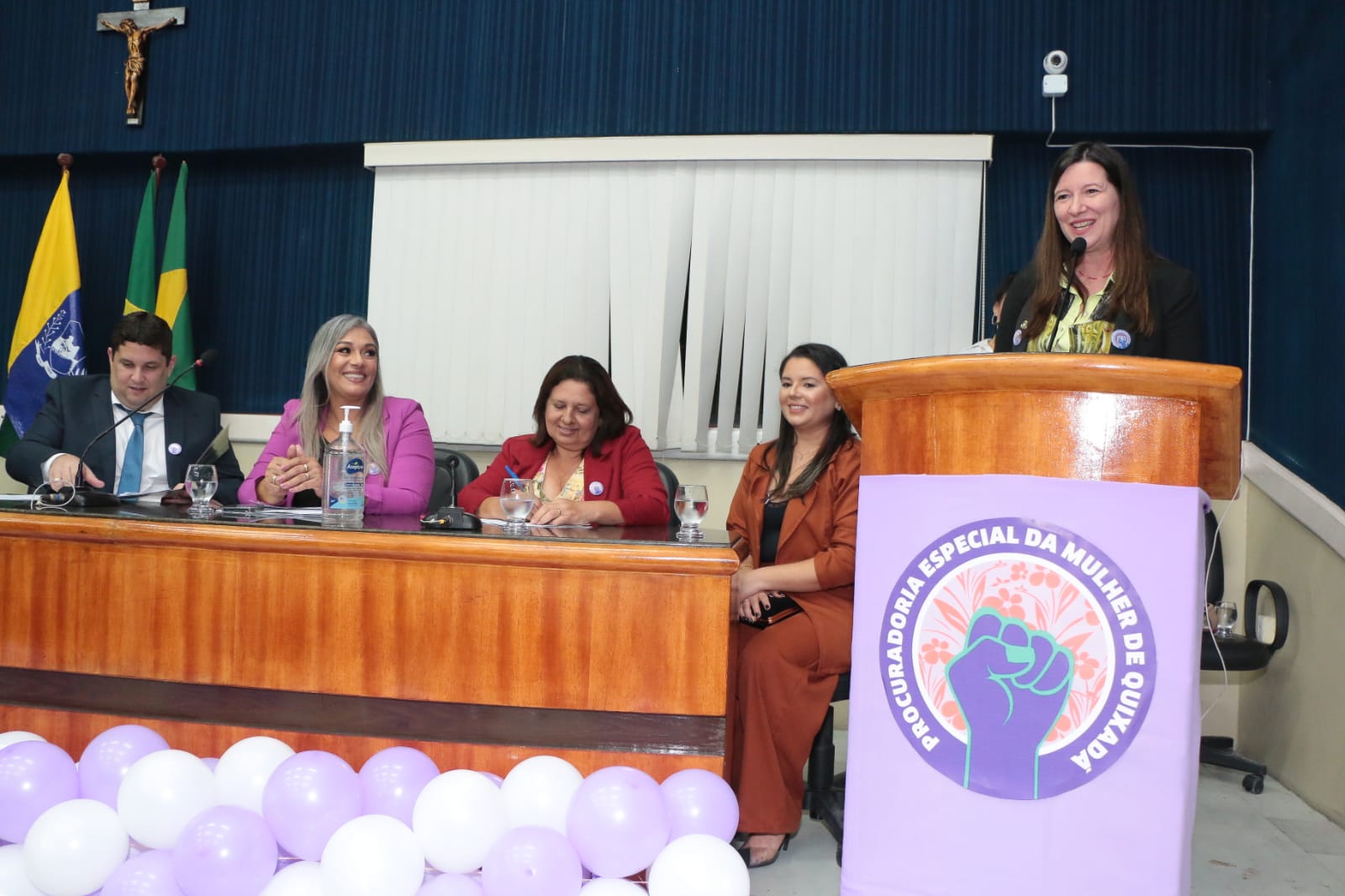 Deputada Lia Gomes apresenta balanço de municípios contemplados com ações da Procuradoria - Foto: Assessoria da PEM