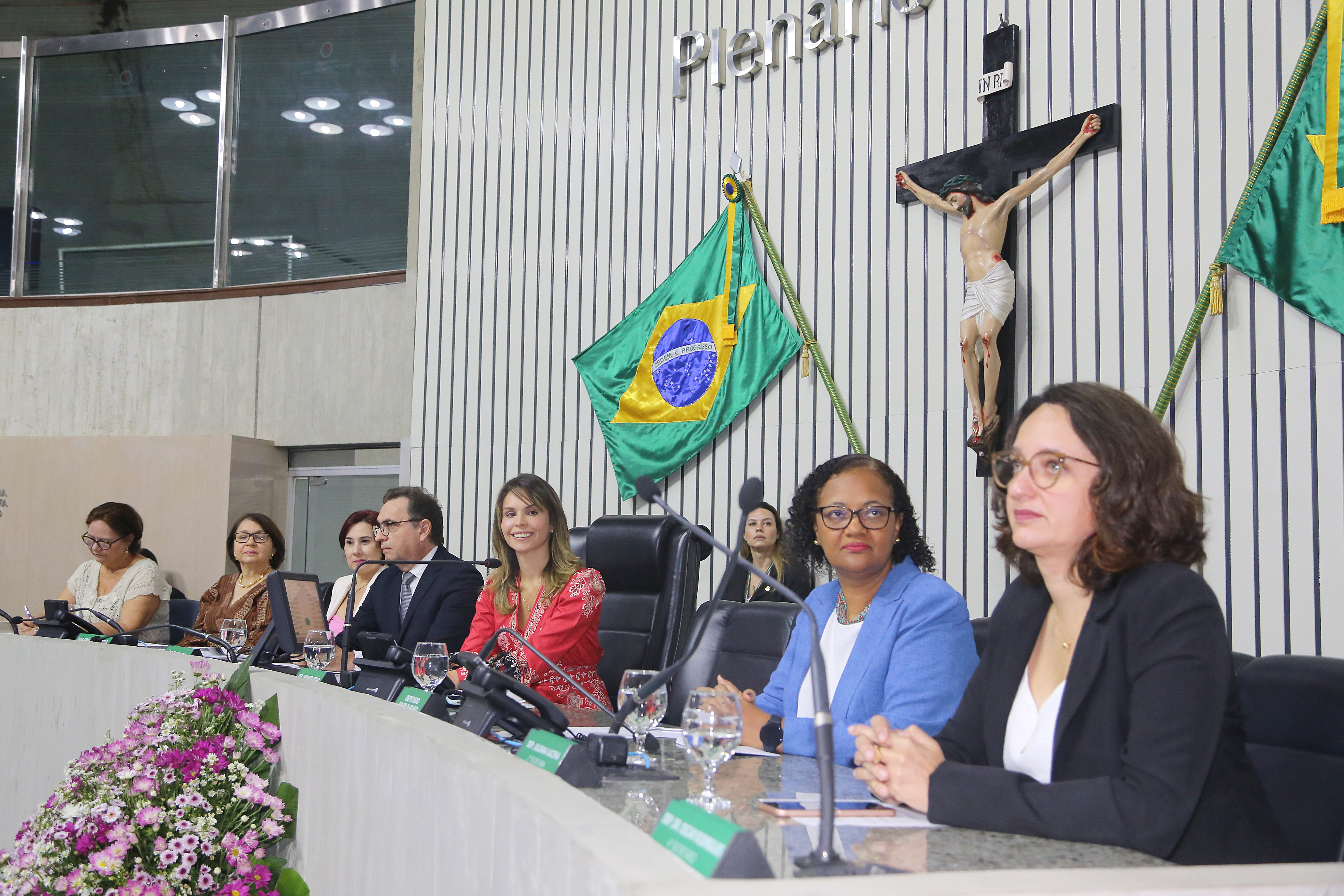 Sessão solene em homenagem aos 75 anos de fundação da Faculdade de Medicina (Famed) da Universidade Federal do Ceará (UFC)