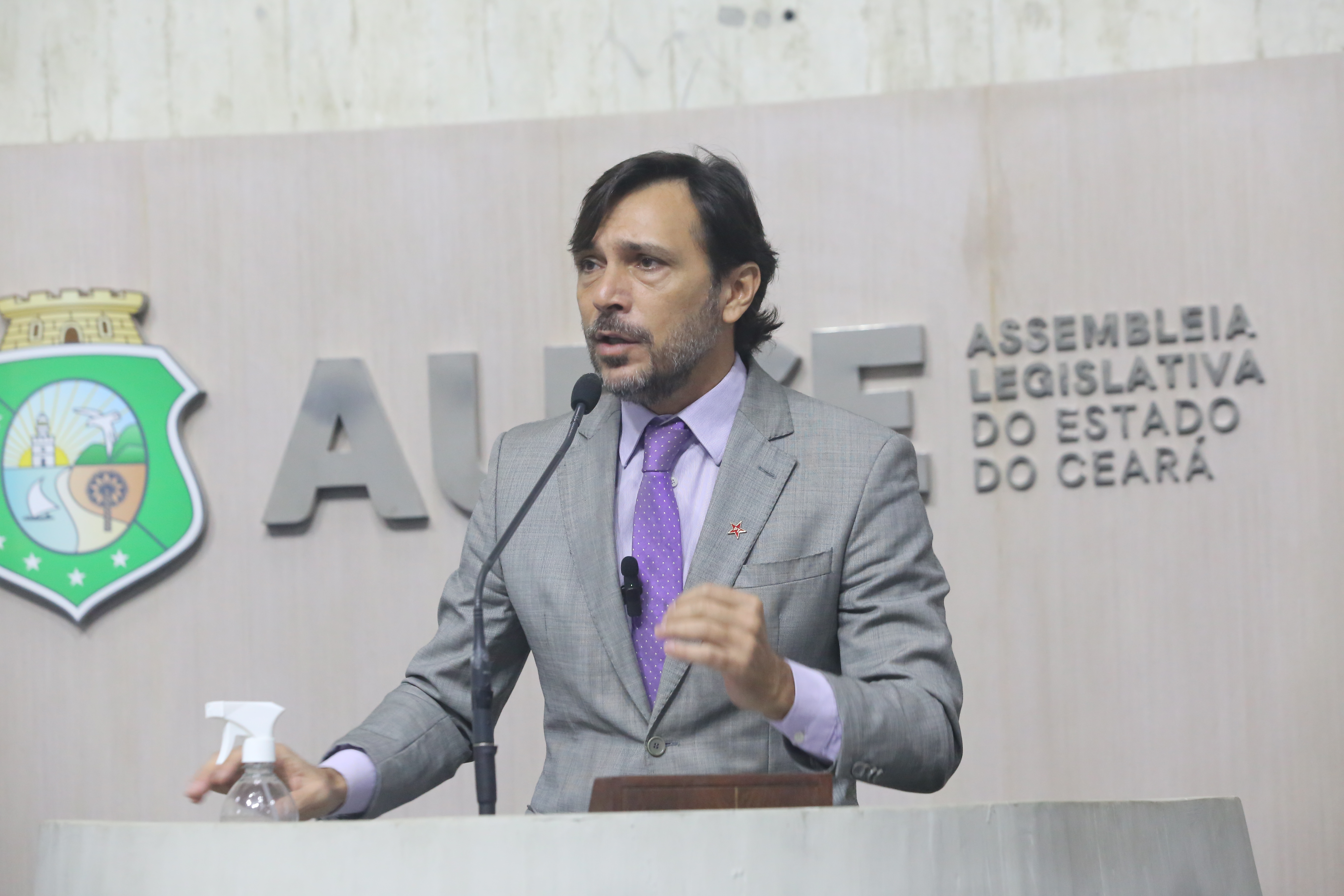 Guilherme Sampaio sugere que o prefeito Sarto desista da taxa do lixo
