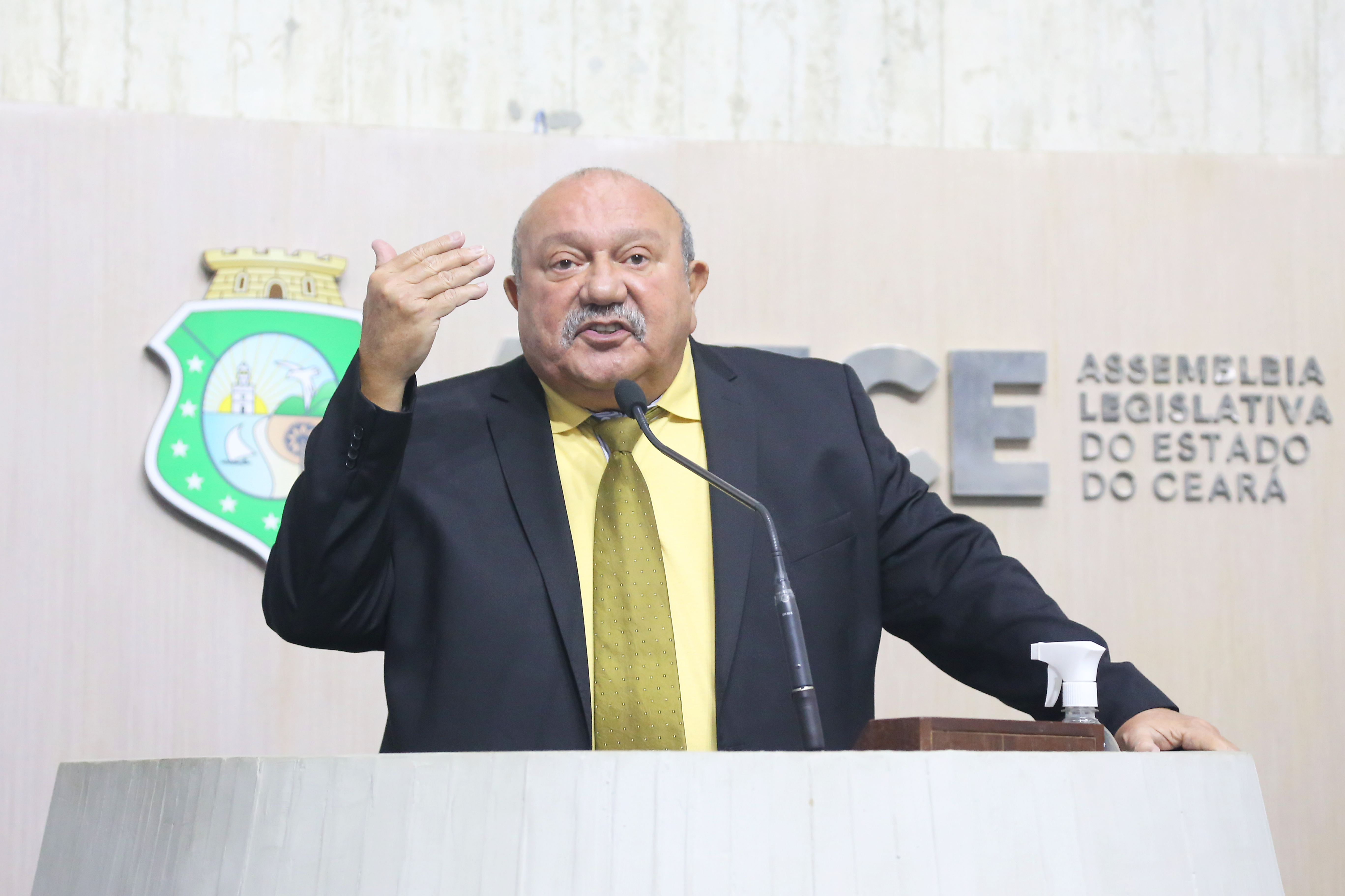 Deputado Fernando Hugo (PSD)