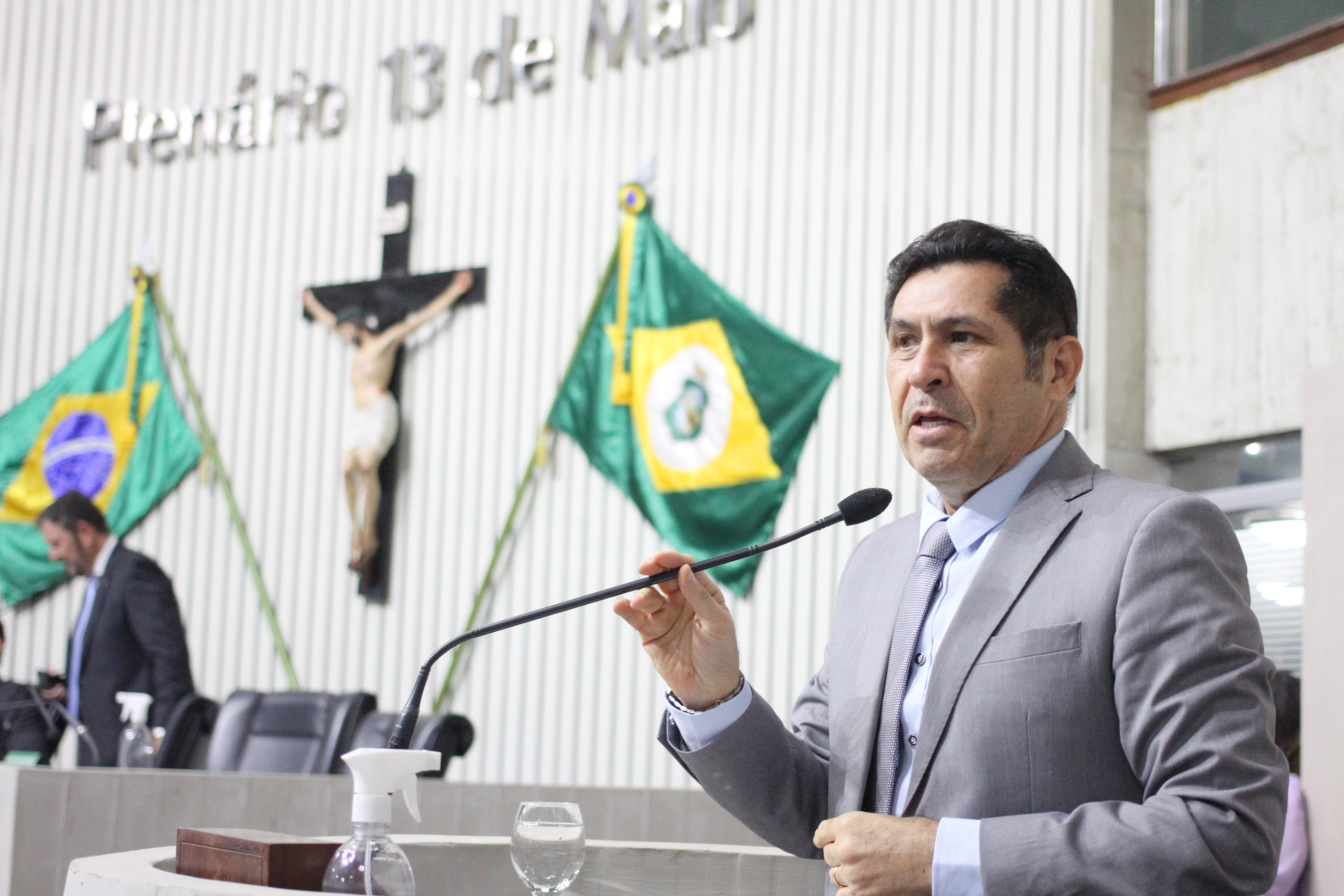 Dep. De Assis Diniz ( PT )