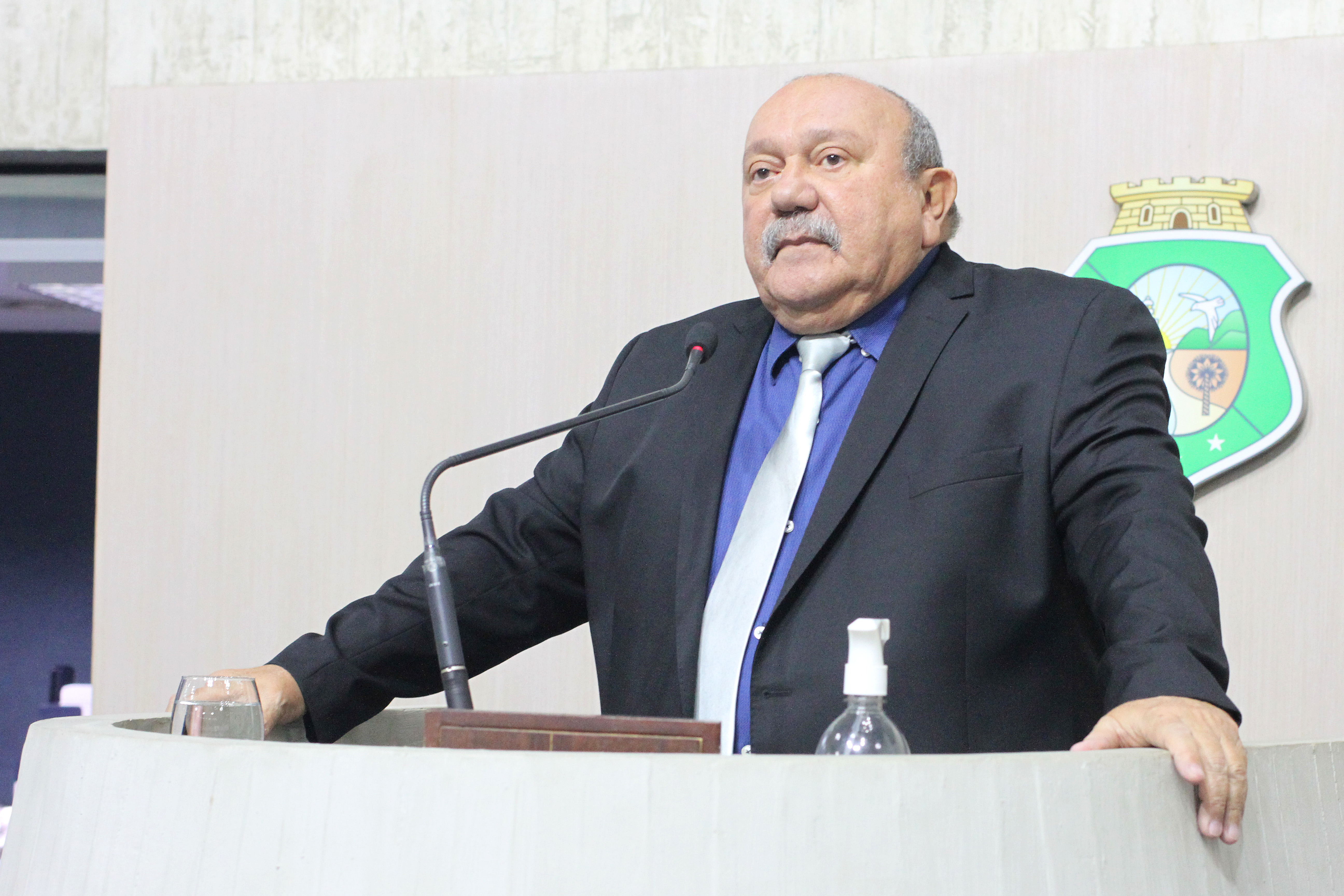 Dep. Fernando Hugo ( PSD )