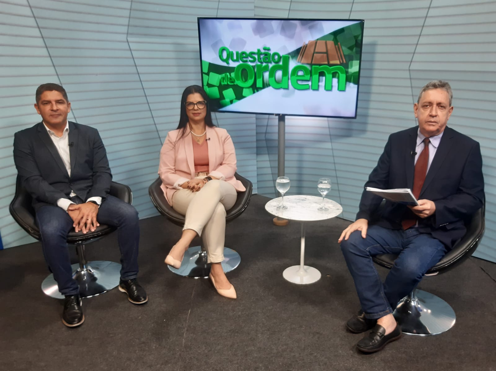 Hermes Monteiro, presidente da Câmara Brasil Argentina no Ceará; Karina Frota, presidente do Conselho de Relações Internacionais da Fiec e jornalista Renato Abreu