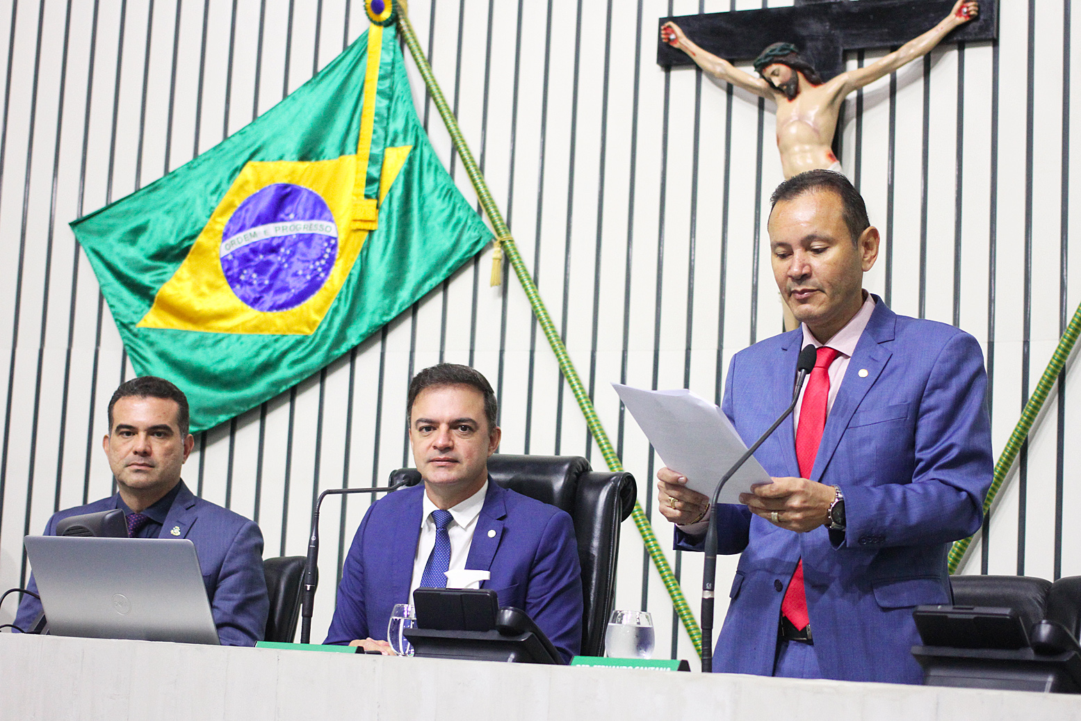 Abertura dos trabalhos da sessão legislativa desta terça-feira