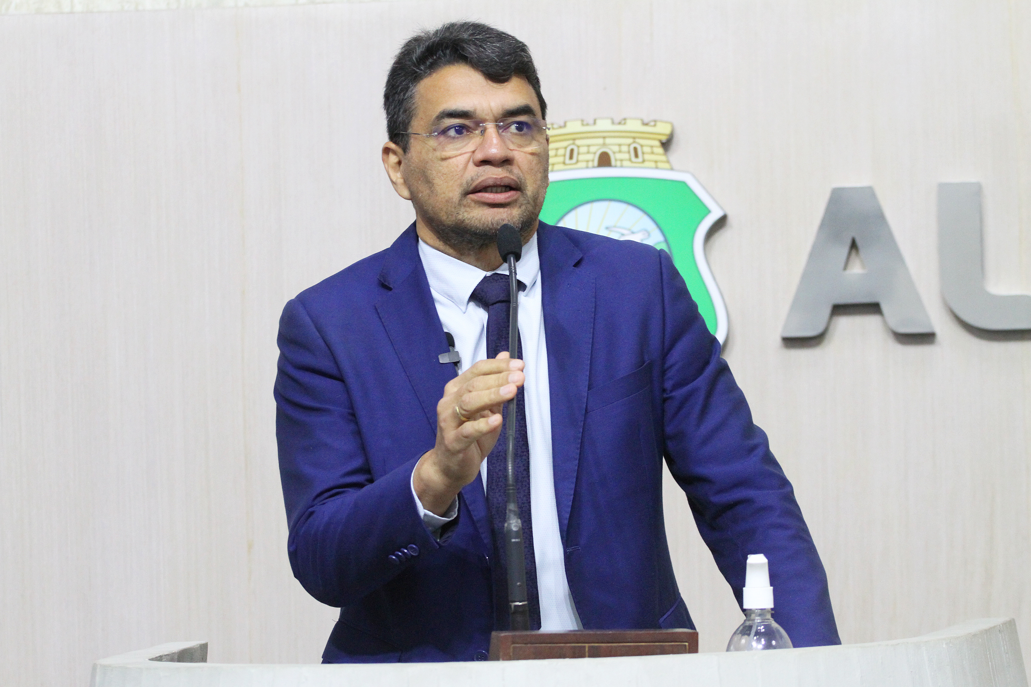 Sargento Reginauro cobra patrocínio aos clubes de futebol cearenses