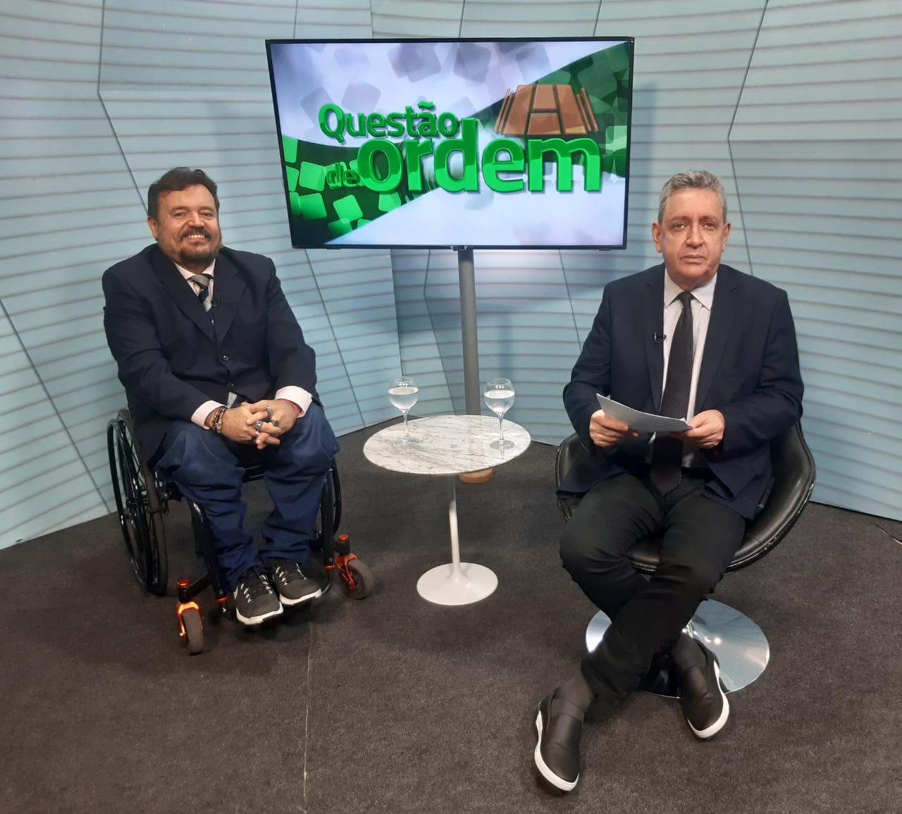 Advogado Emerson Damasceno e jornalista Renato Abreu