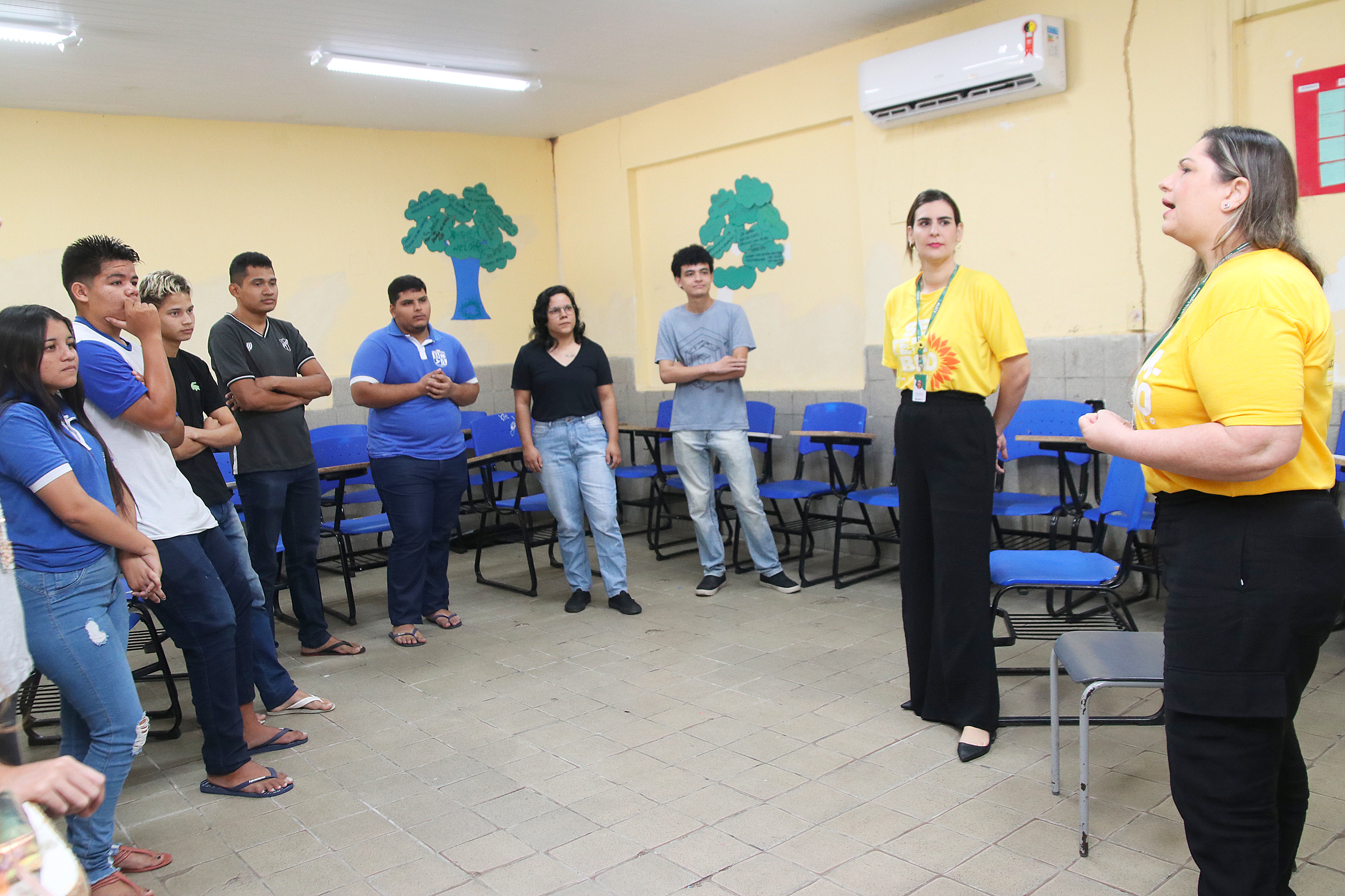 Oficina Despertar Itinerante visita Escola de Ensino Fundamental e Médio Bárbara de Alencar