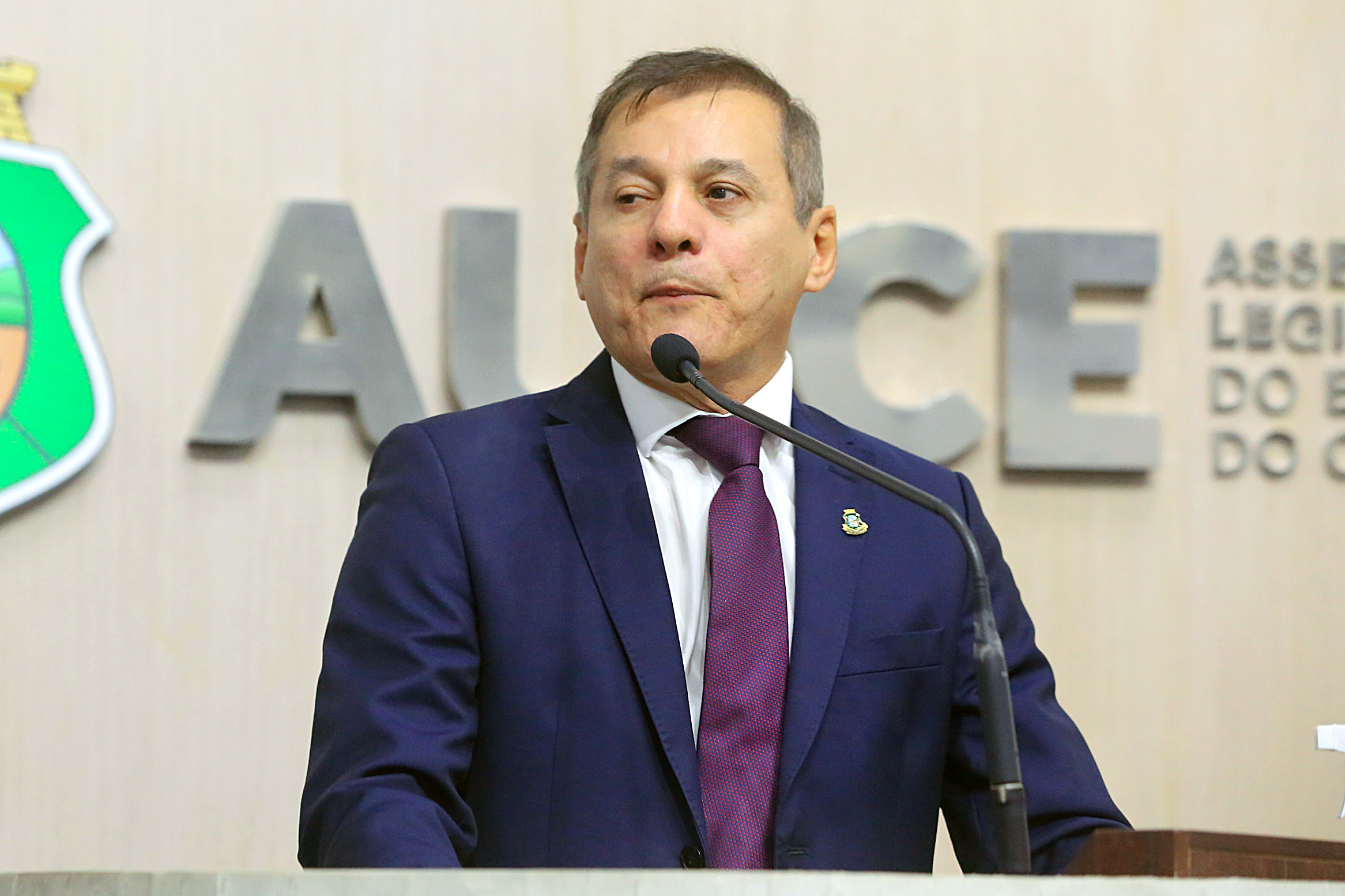 Deputado Firmo Camurça (União)