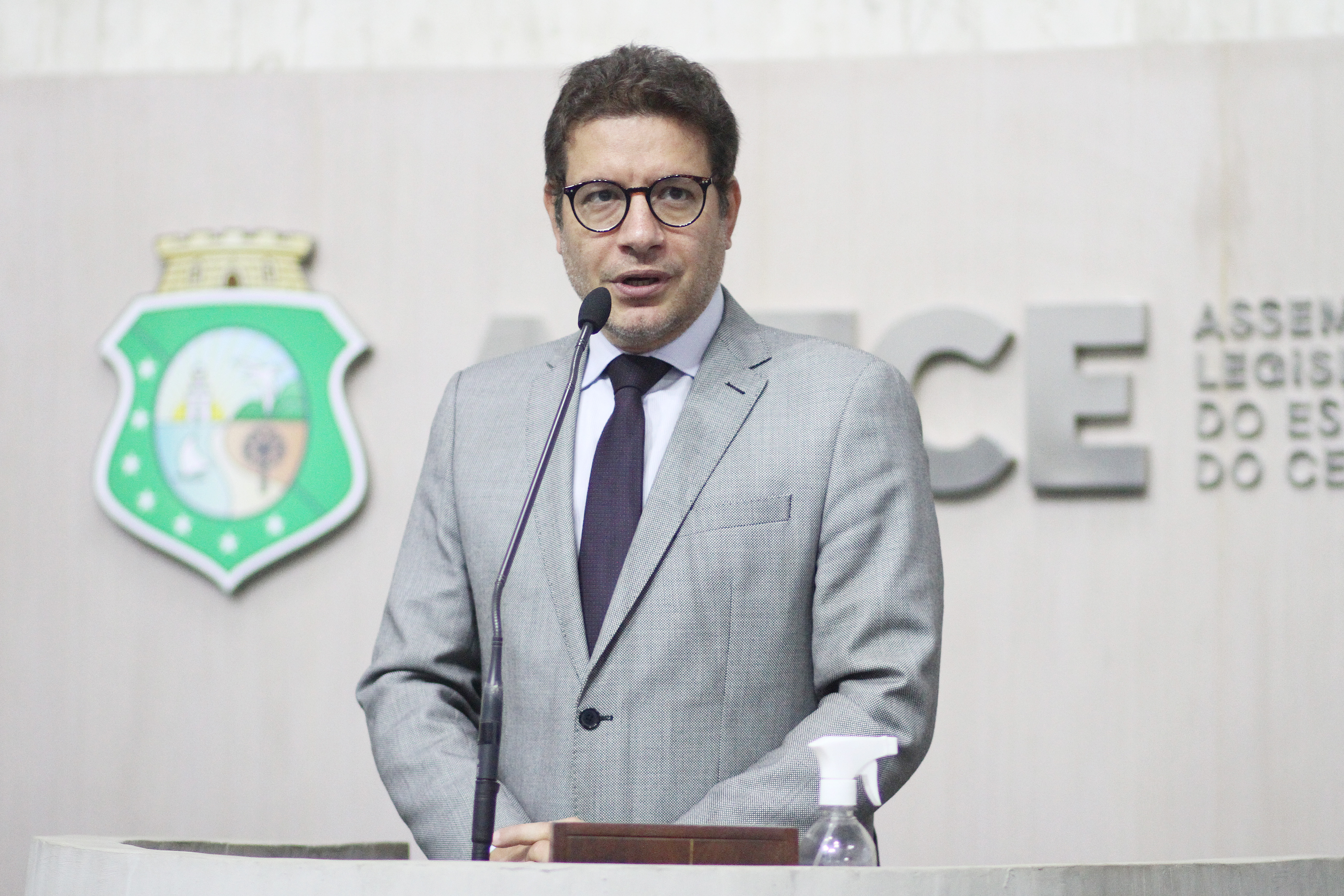 Renato Roseno solidariza-se com familiares de médicos assassinados