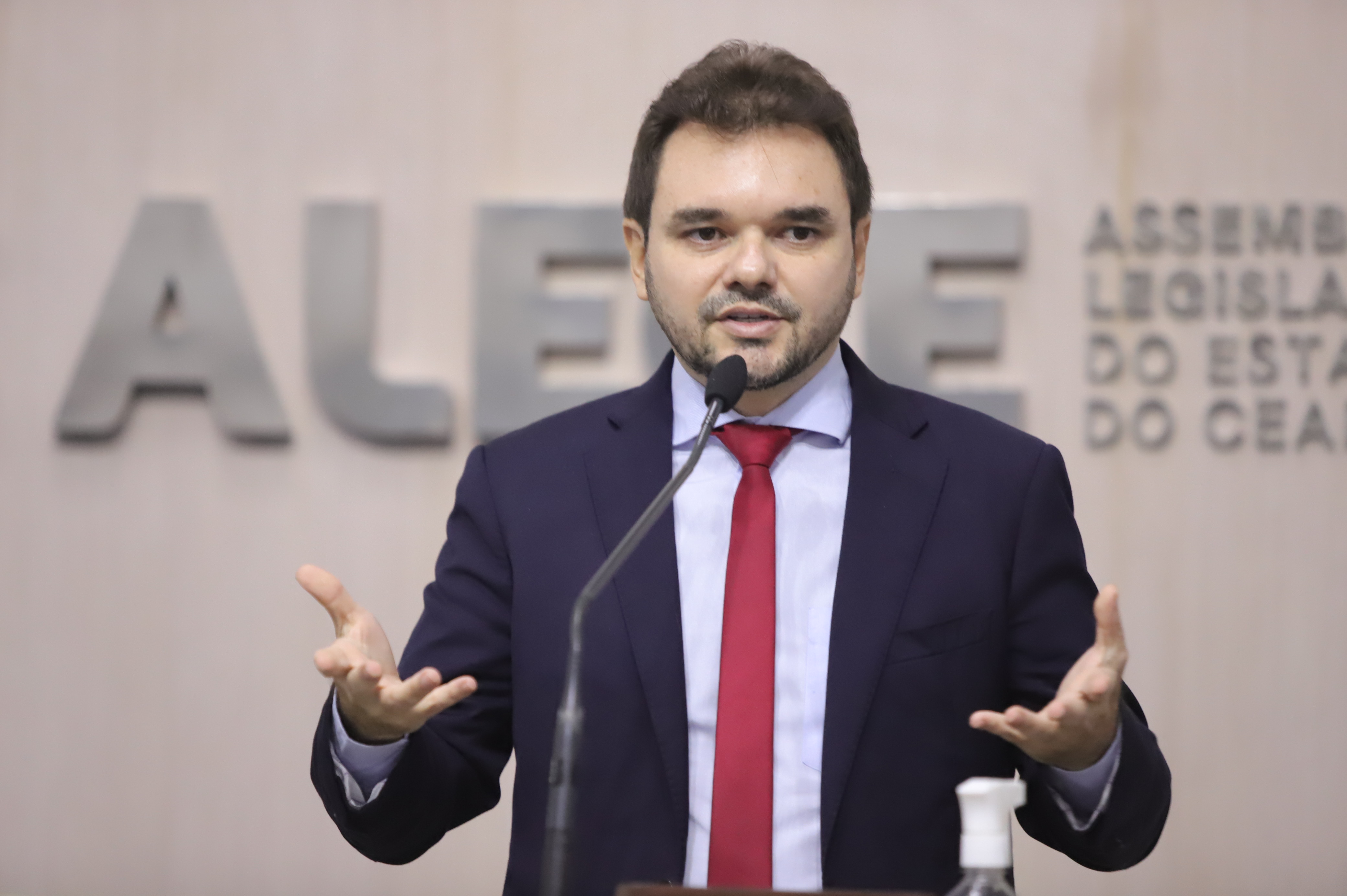 Alysson Aguiar defende criação de centro de hemodiálise em Ibiapaba