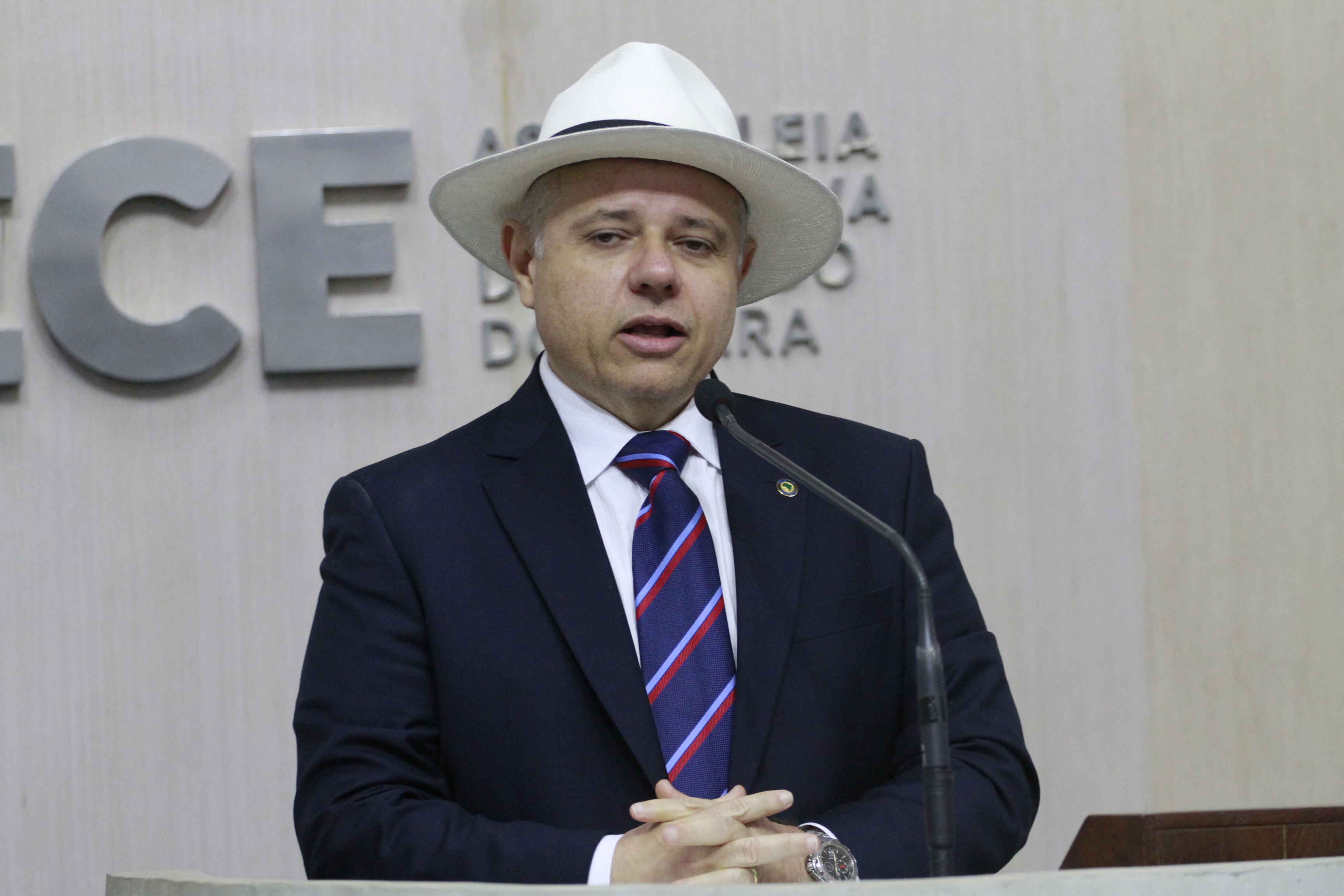Cláudio Pinho informa sobre ação do MPCE em São Gonçalo do Amarante