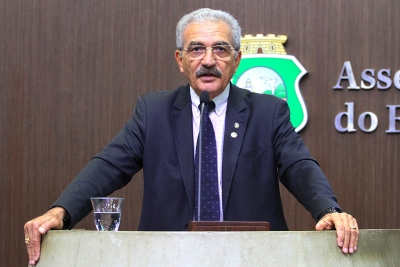 Deputado Walter Cavalcante