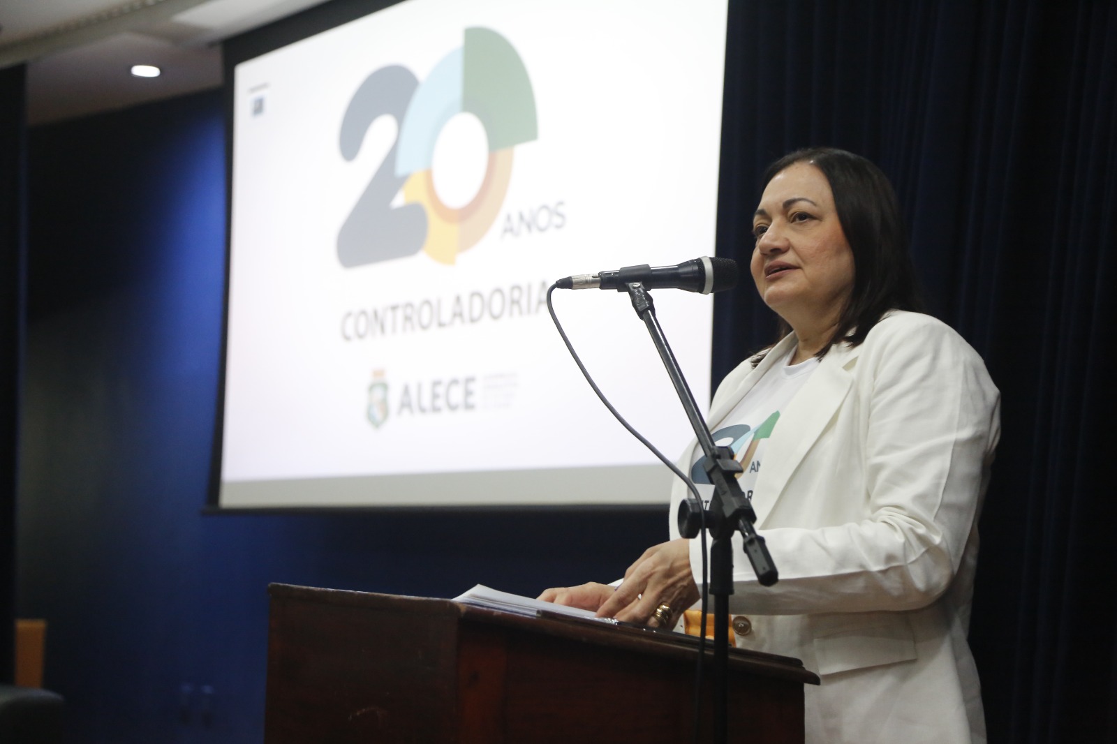 A controladora da Alece, Sílvia Helena Correia Vidal