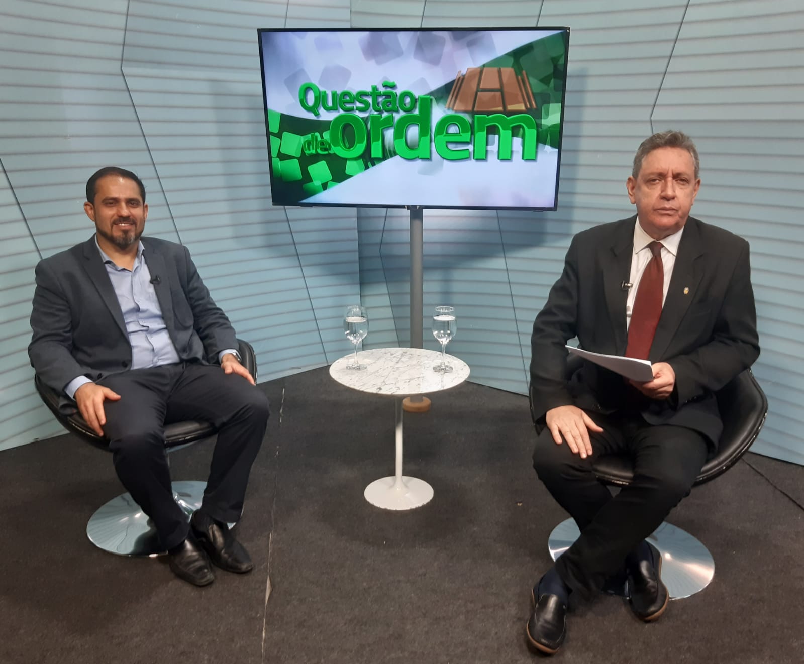 Médico Francisco Bomfim Júnior e jornalista Renato Abreu