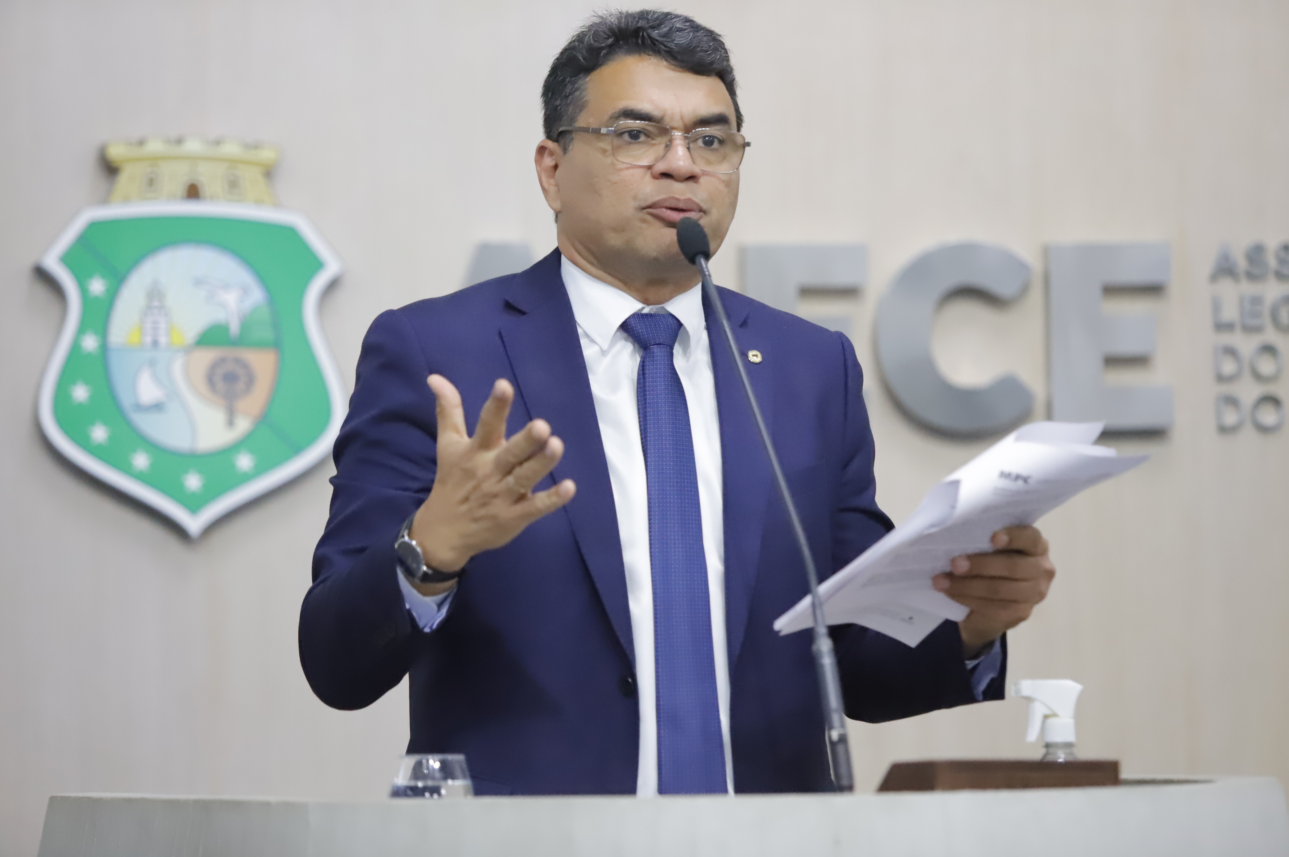 Reginauro lamenta agressões sofridas por militantes de direita