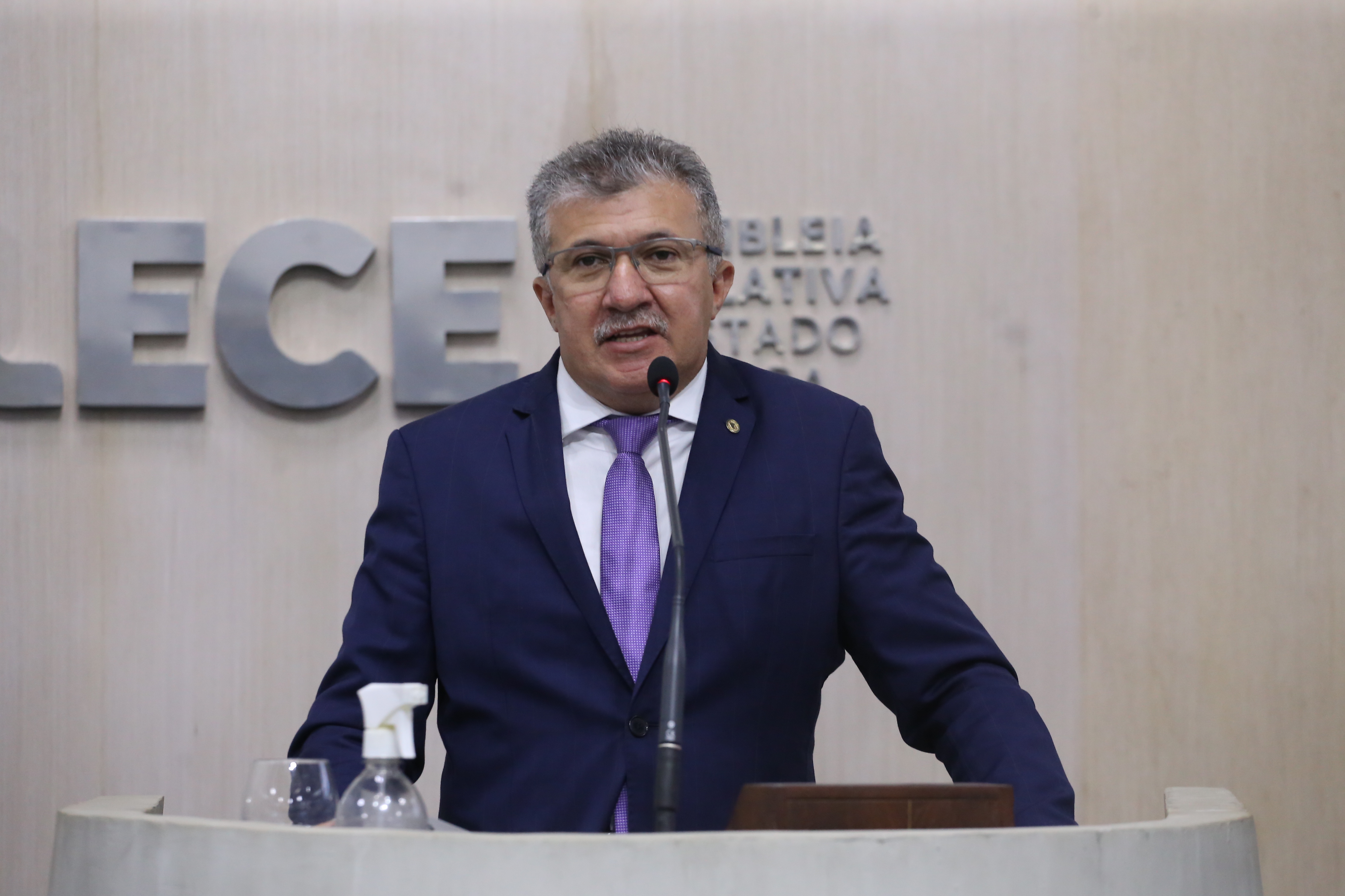 Antônio Henrique destaca passe livre estudantil da Prefeitura de Fortaleza