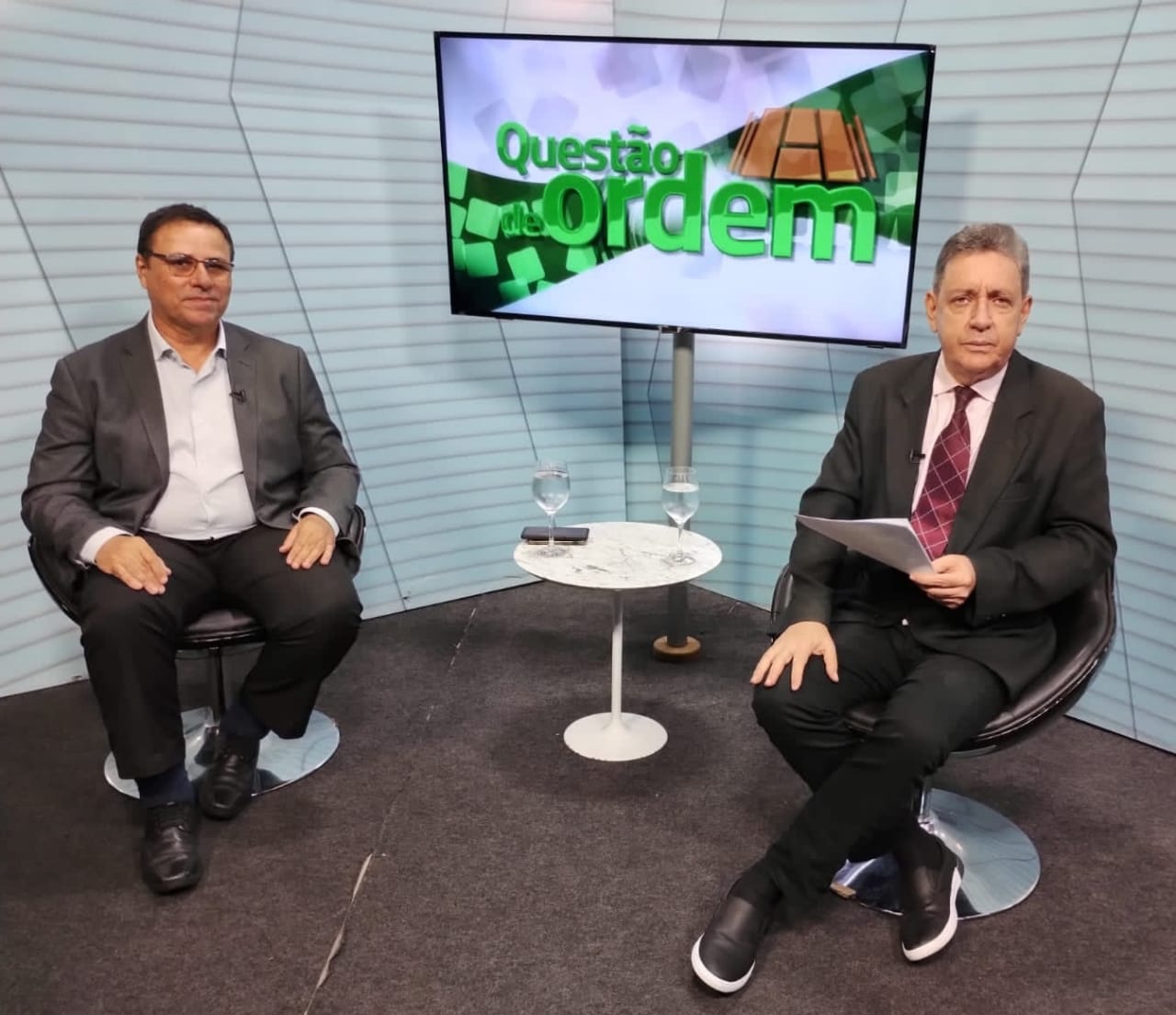 Professor Ênio Pontes e jornalista Renato Abreu