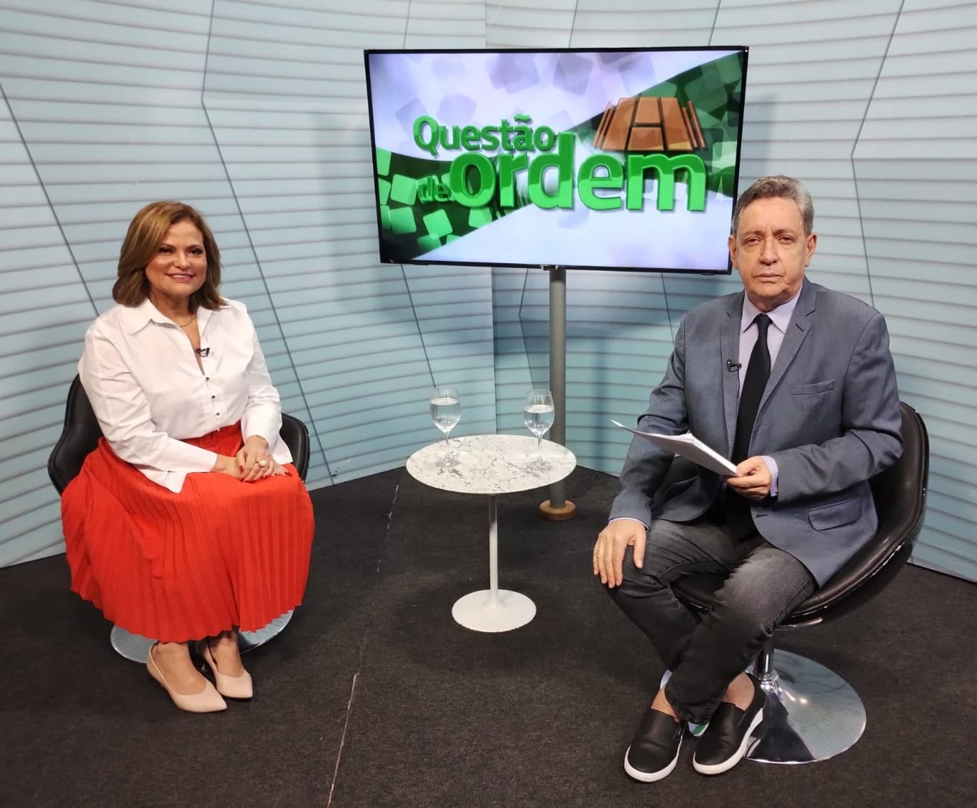 Myrian Saraiva e jornalista Renato Abreu