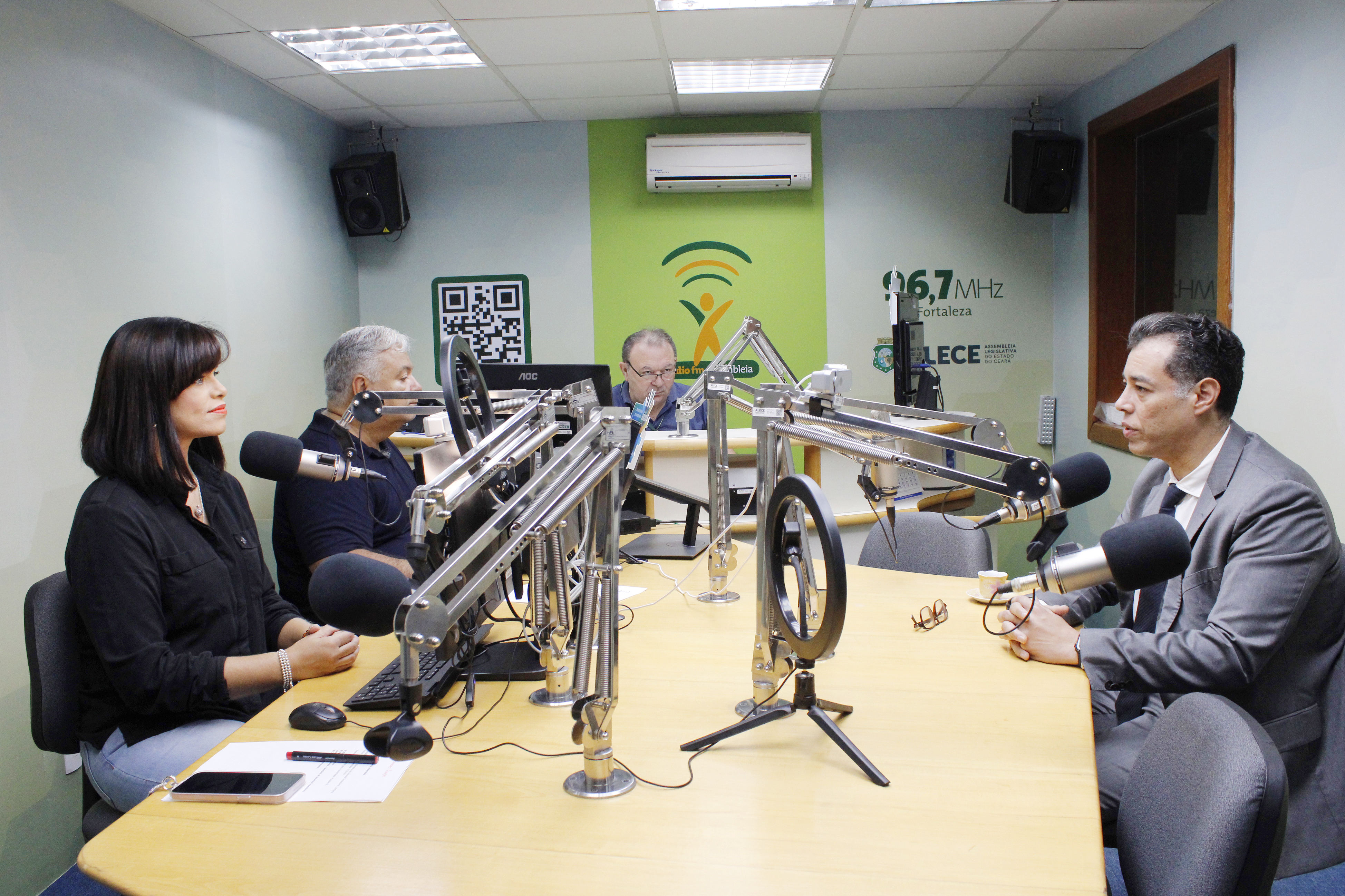 Conexão Assembleia conversa com secretário Leonardo Araújo