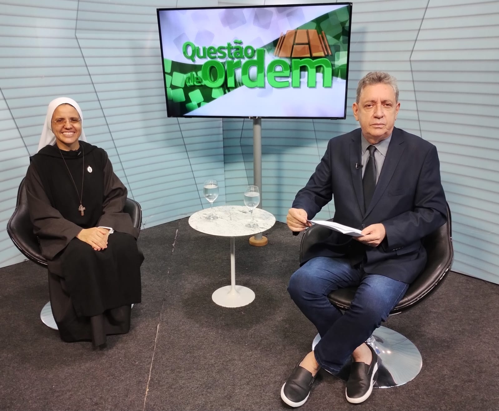 Irmã Edwiges Maria e jornalista Renato Abreu