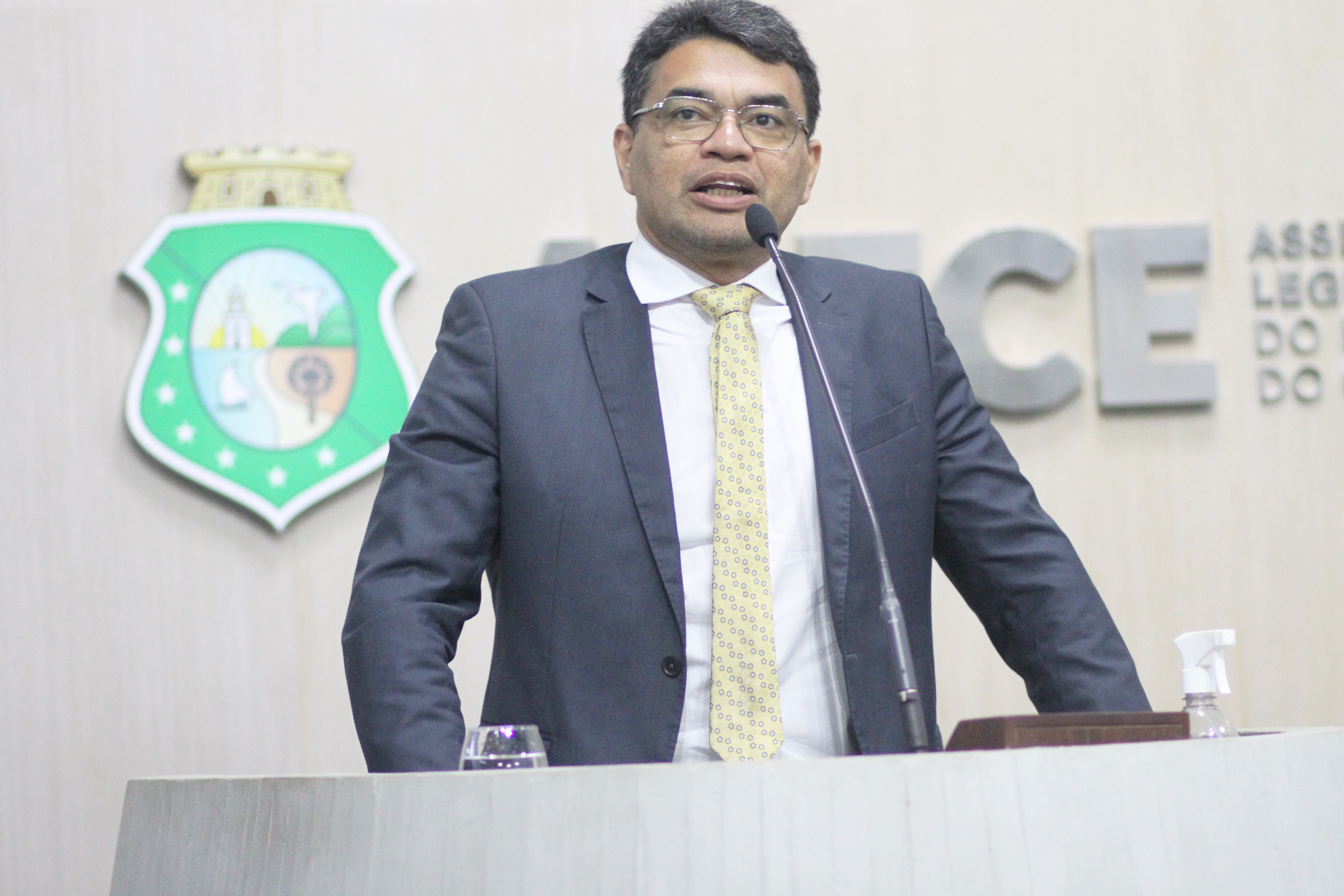 Sargento Reginauro denuncia falta de segurança em postos de guarda-vidas