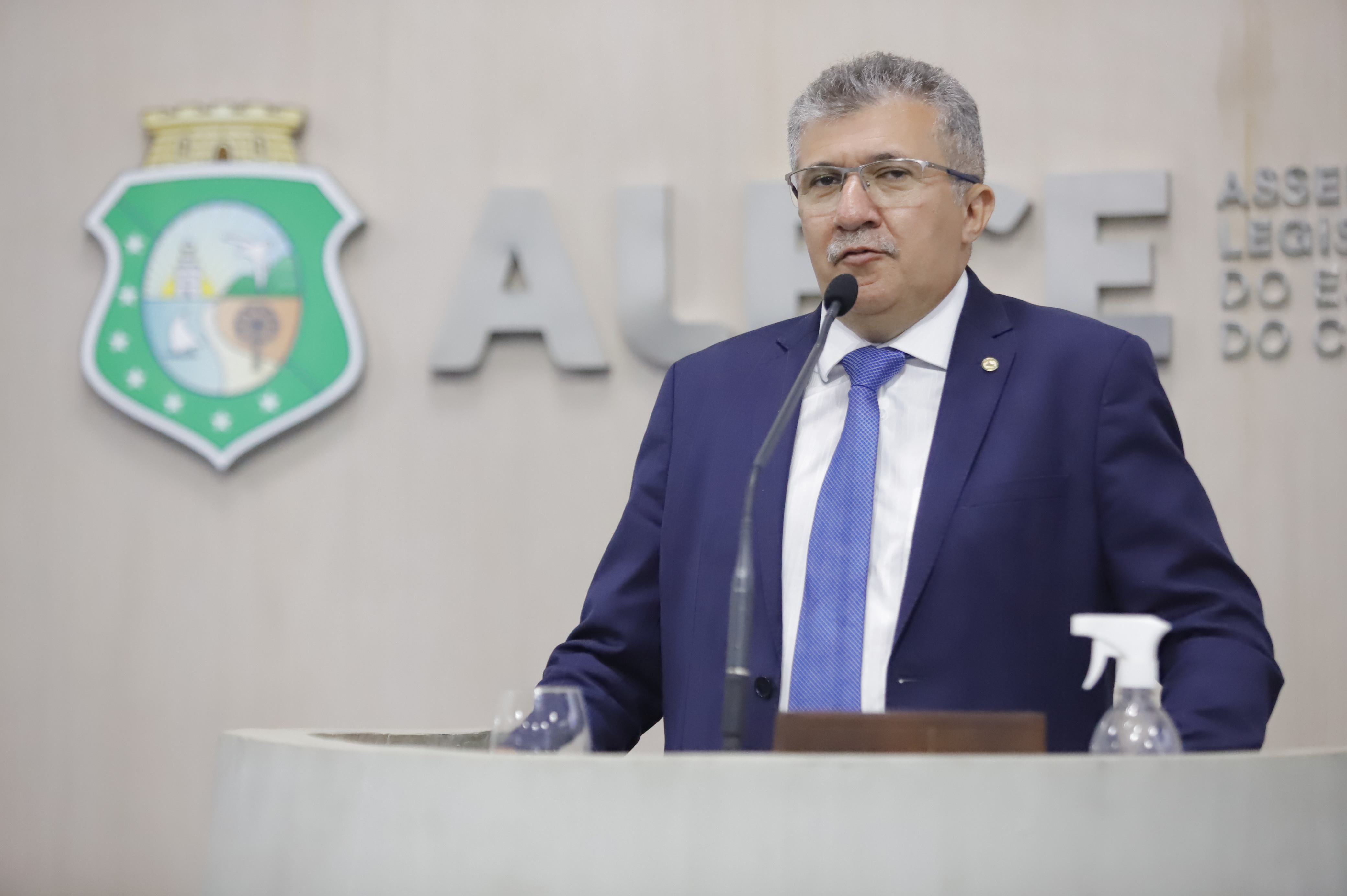 Antônio Henrique comunica sobre proposta a servidores do Detran
