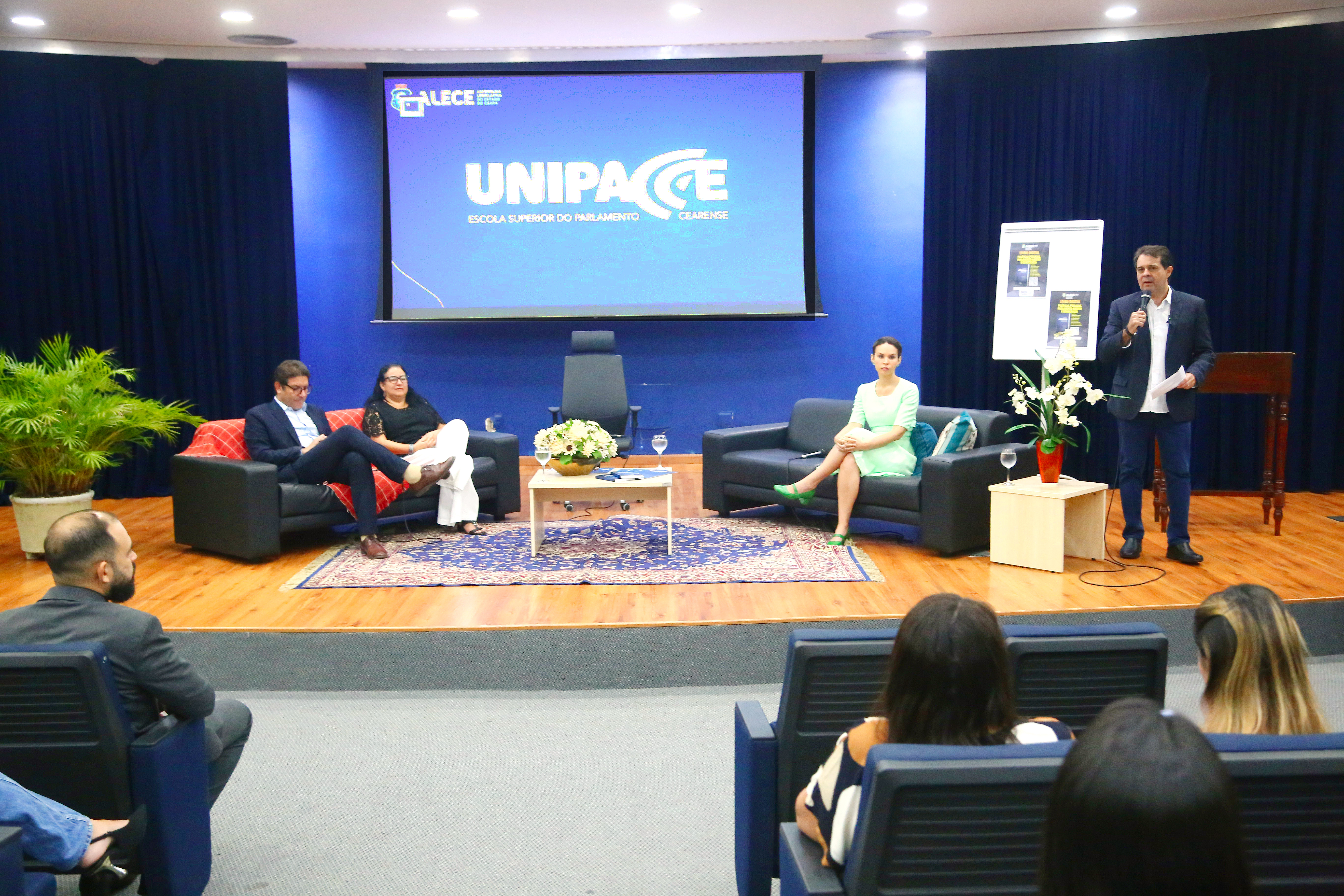 Presidente da Alece, deputado Evandro Leitão (PT) fala durante Seminário de Políticas Públicas e Parlamento Aberto