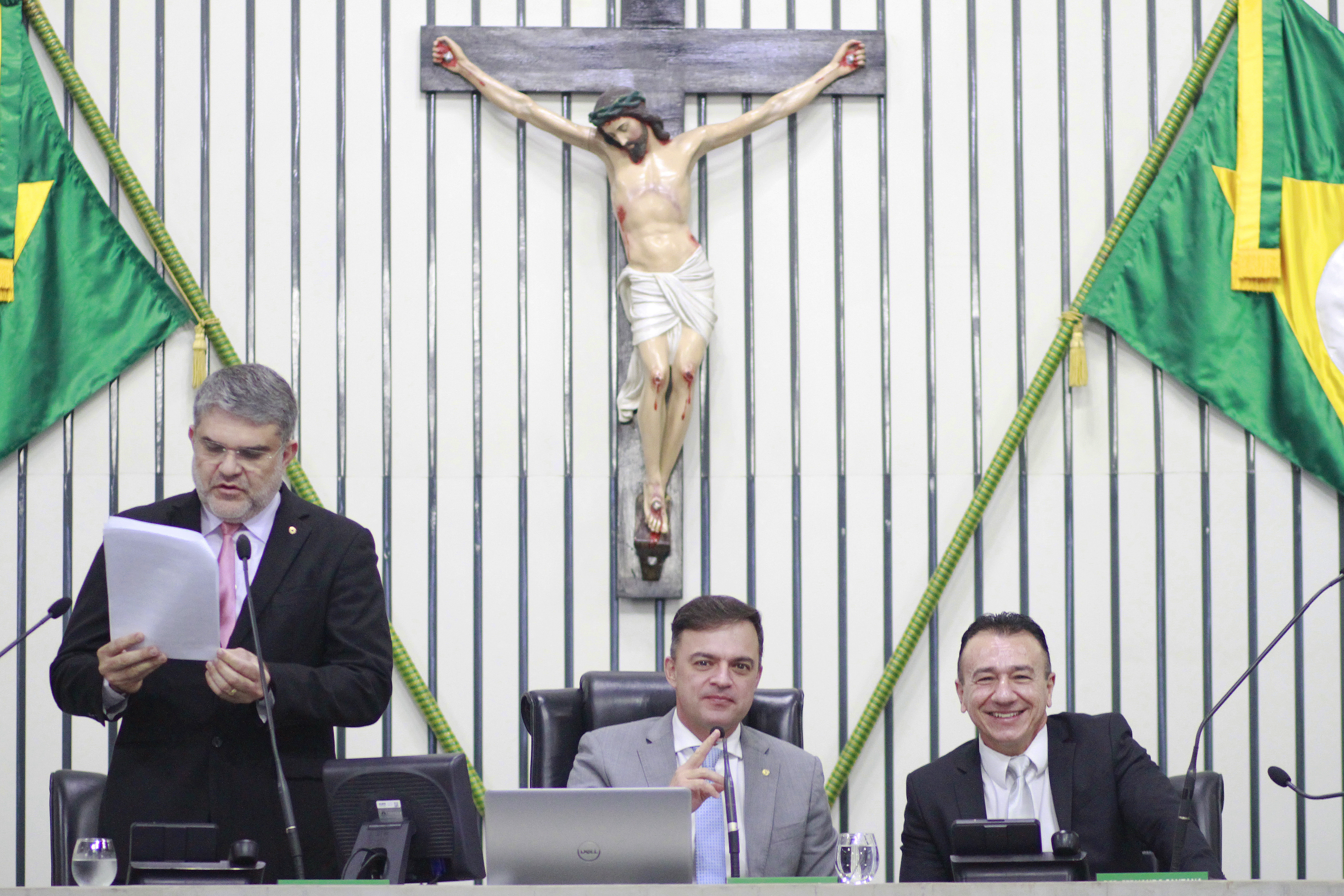Leitura do expediente da sessão legislativa desta quarta-feira