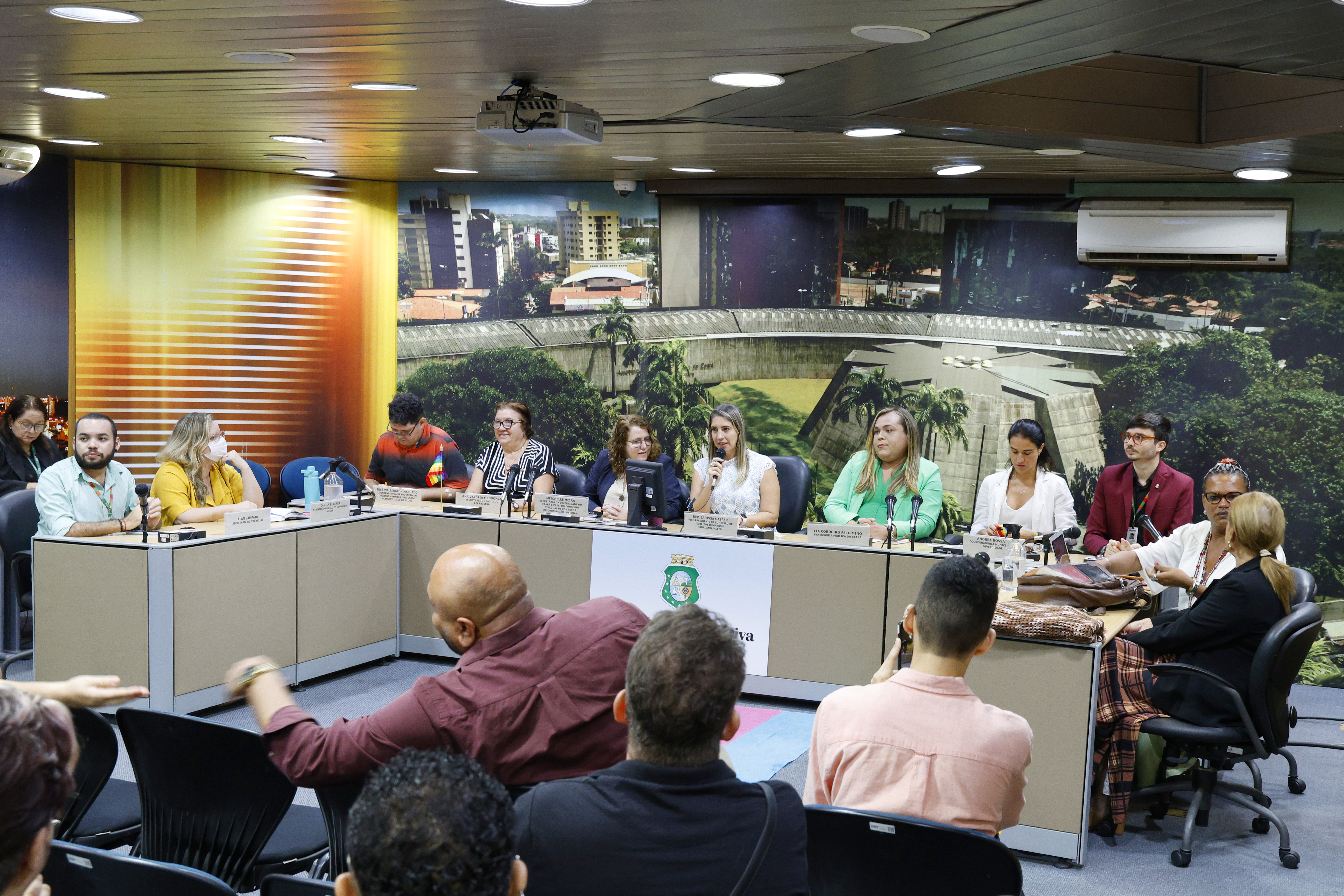 Audiência na Alece pauta os direitos da população LGBTQIA+