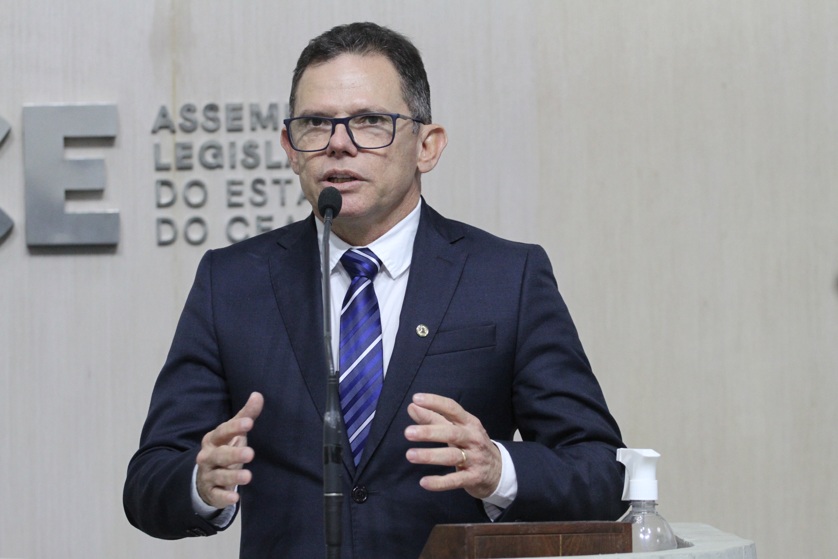 Lucinildo comunica fiscalização de  canteiro de obras em Maracanaú