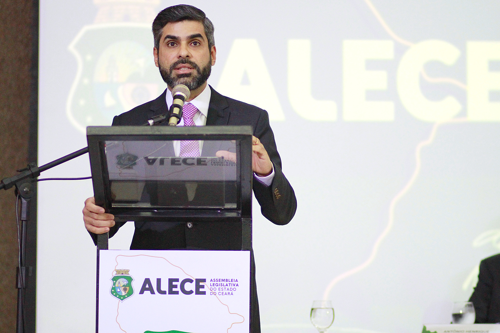 Deputado Queiroz Filho (PDT)