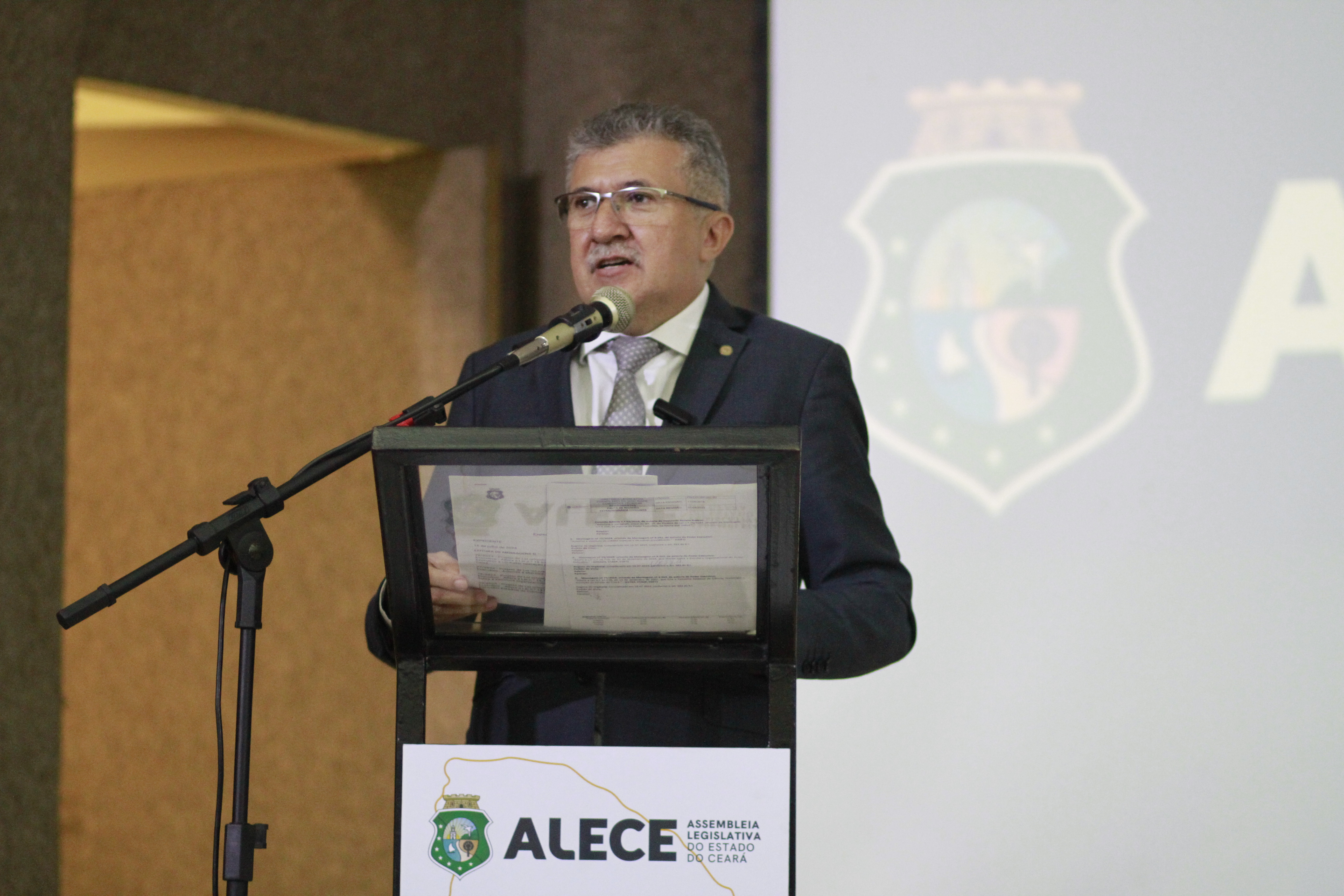 Deputado Antônio Henrique destaca investimentos na Capital