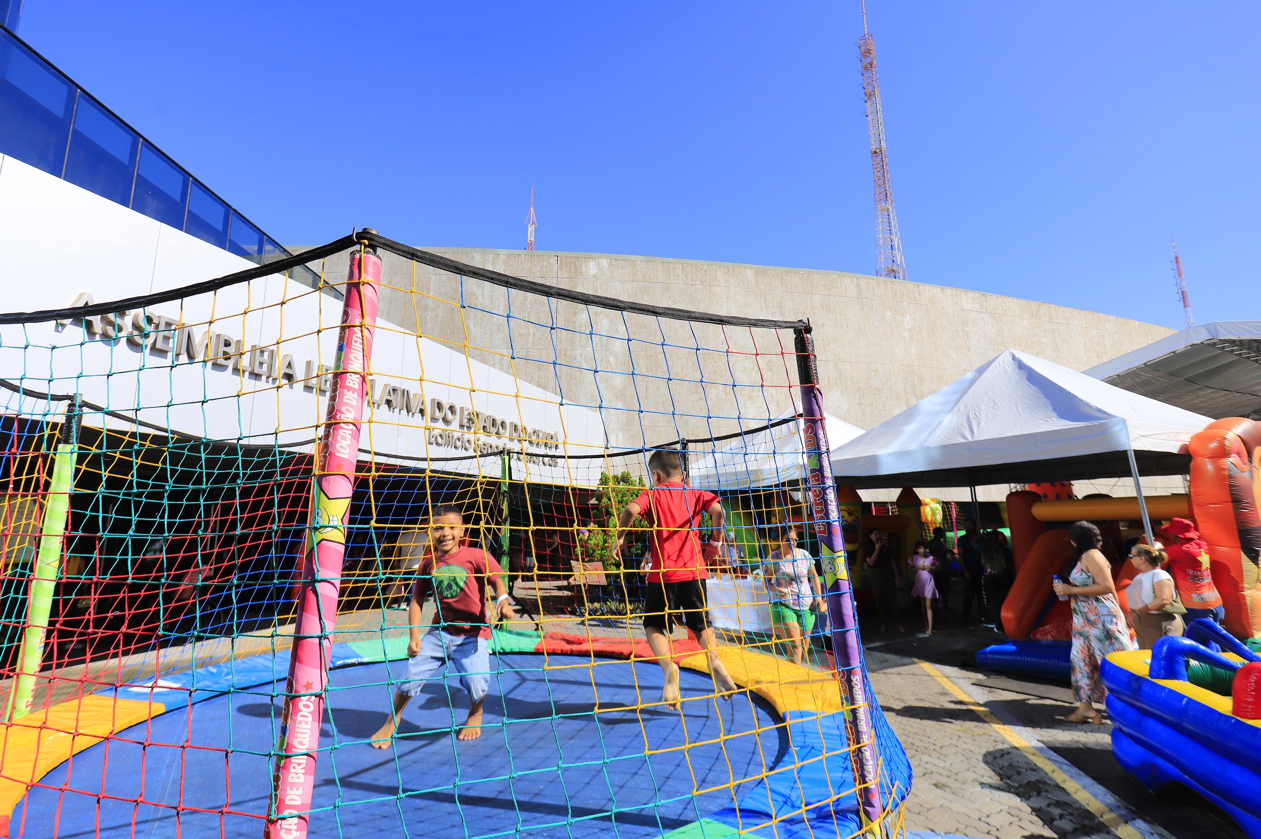 Vem pra Alece reúne diversos serviços à população de todas as idades