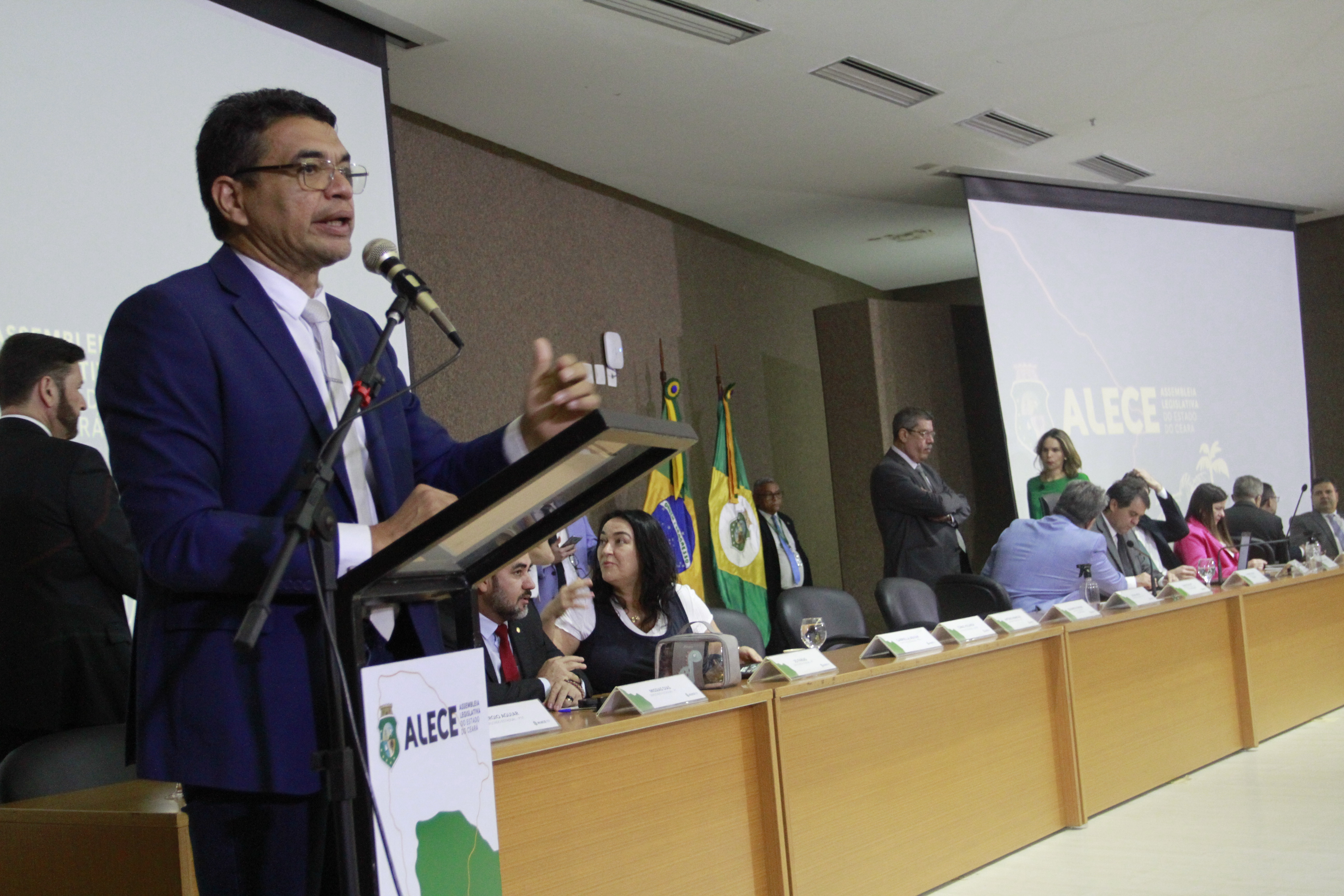 Sargento Reginauro cobra explicações sobre tentativa de fuga em penitenciária