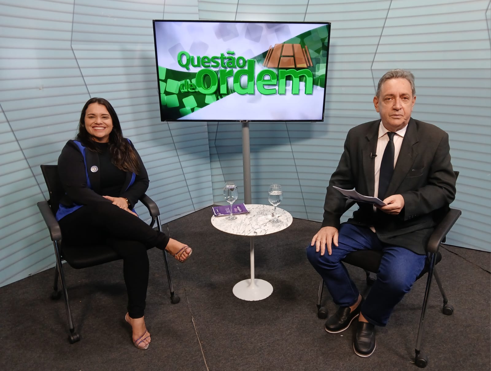 Érica Praciano, coordenadora da Procuradoria Especial da Mulher da Alece e jornalista Renato Abreu