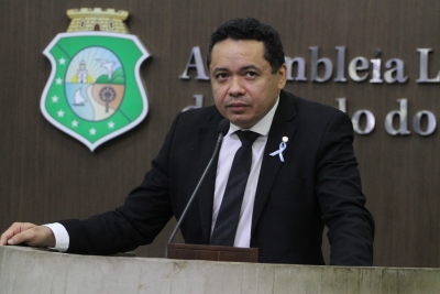 Tony Brito volta a cobrar investimentos e valorização da Polícia Civil do Estado