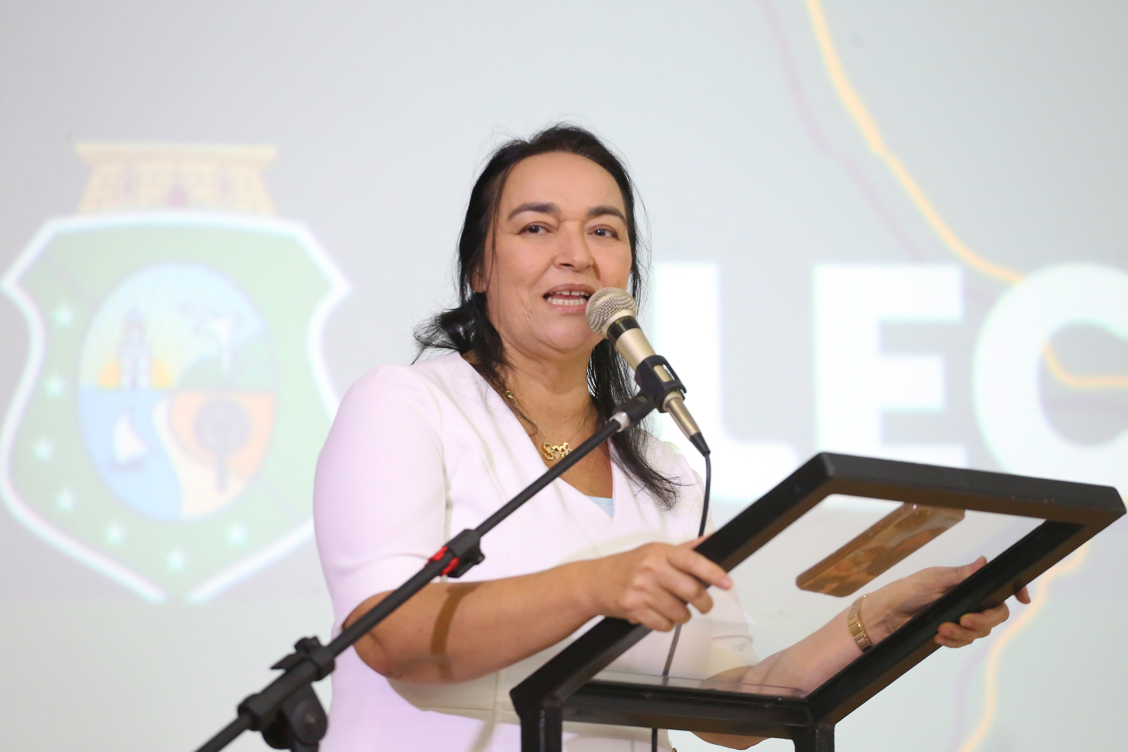 Dep. Dra. Silvana ( PL )