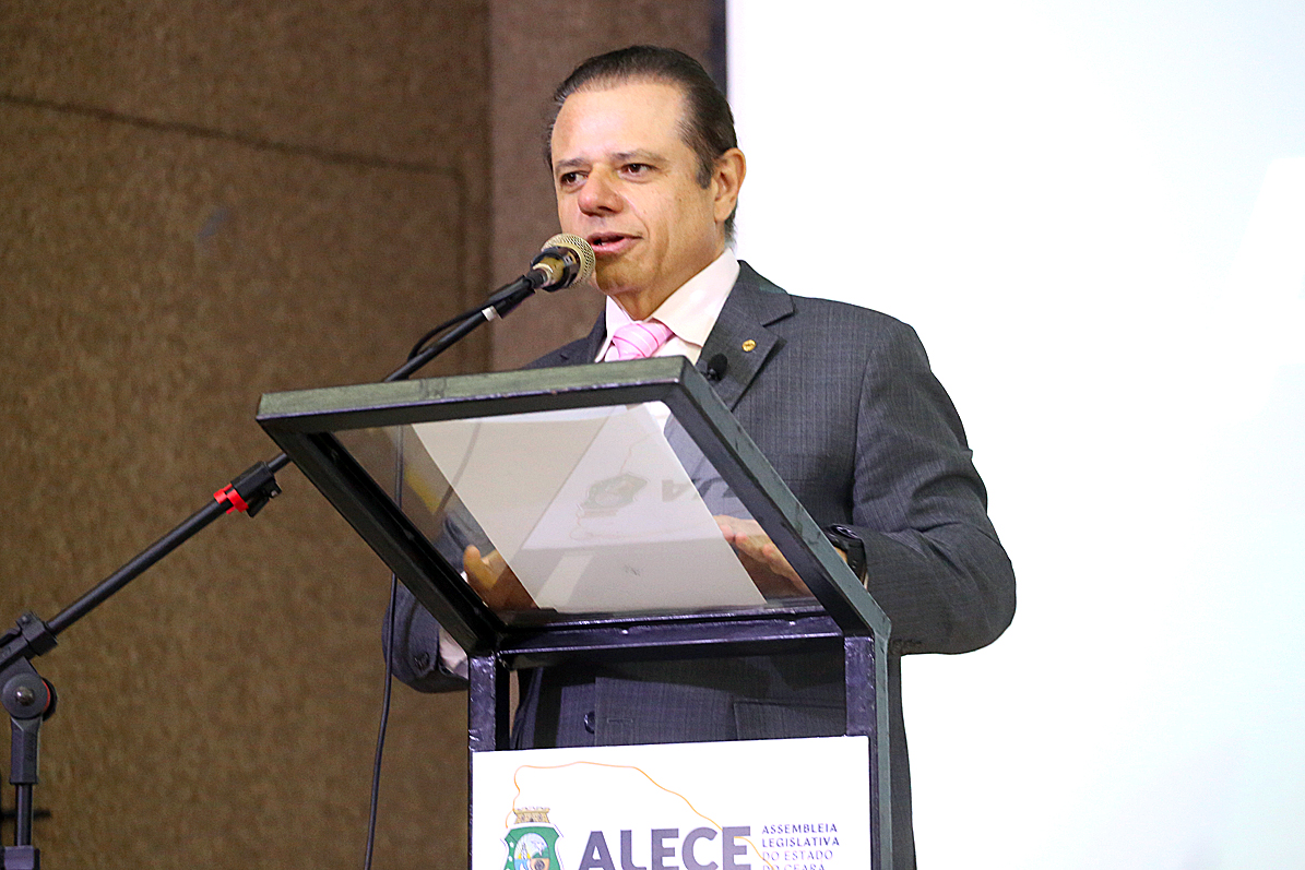 Deputado Cláudio Pinho (PDT)