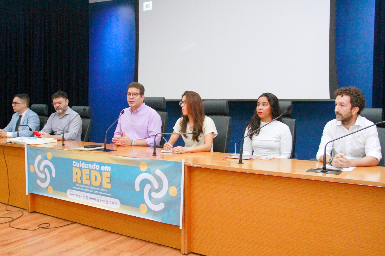 seminário “Cuidando em Rede 2: Fluxo de atenção para vítimas de violência armada”
