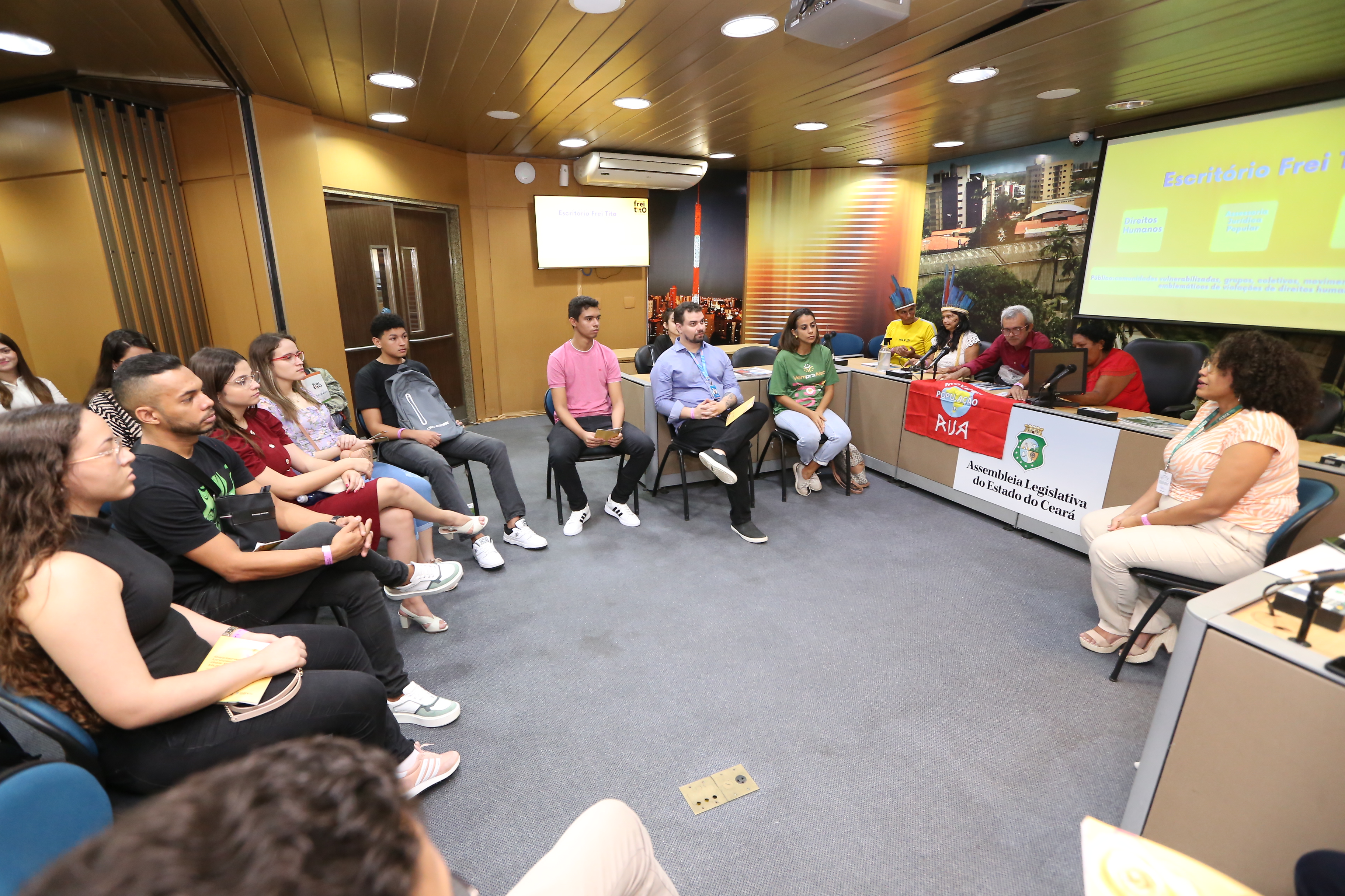 Rodas de conversa sobre temas sociais marcam o Vem pra Alece
