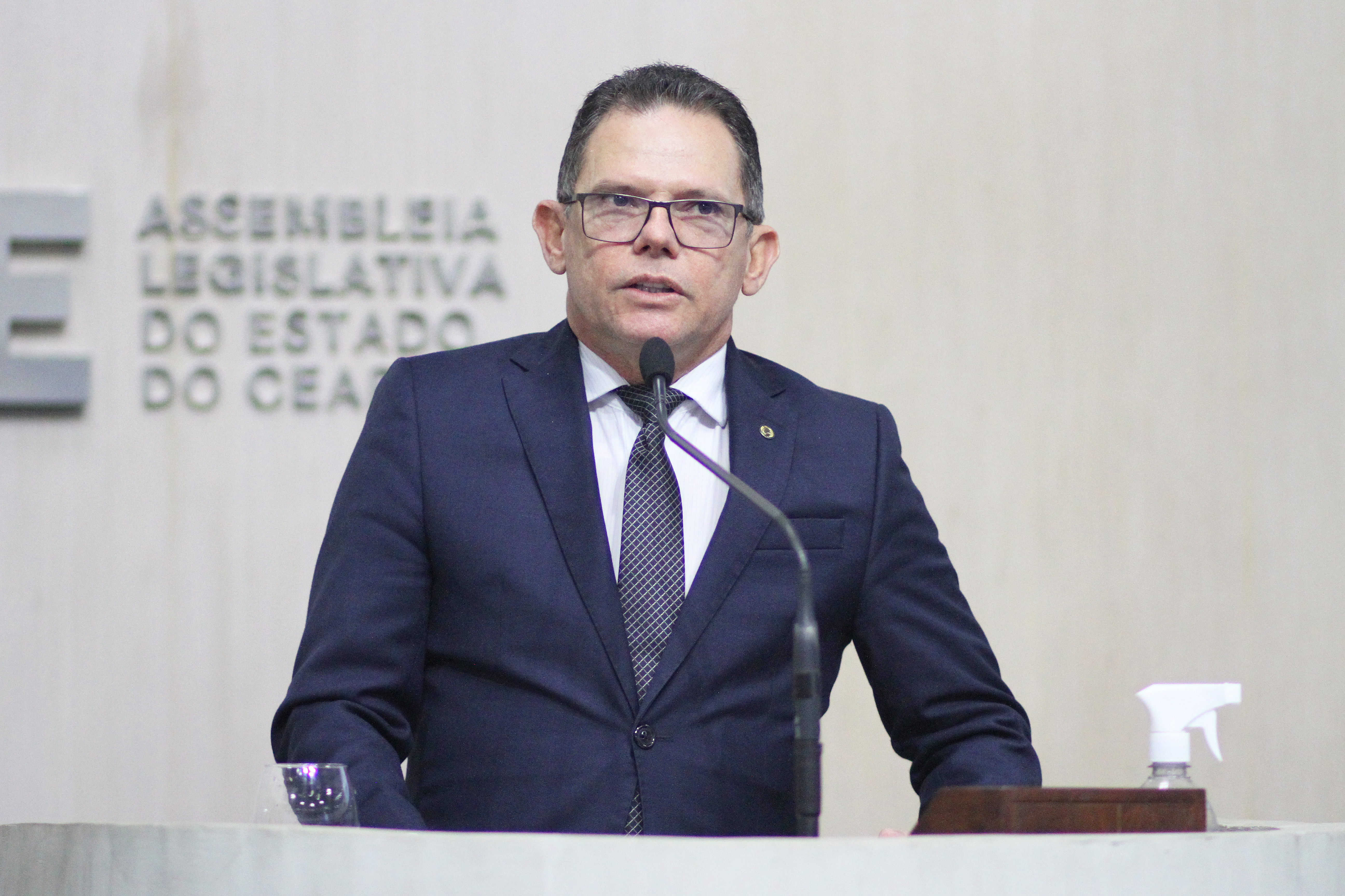 Dep. Lucinildo Frota ( PMN )