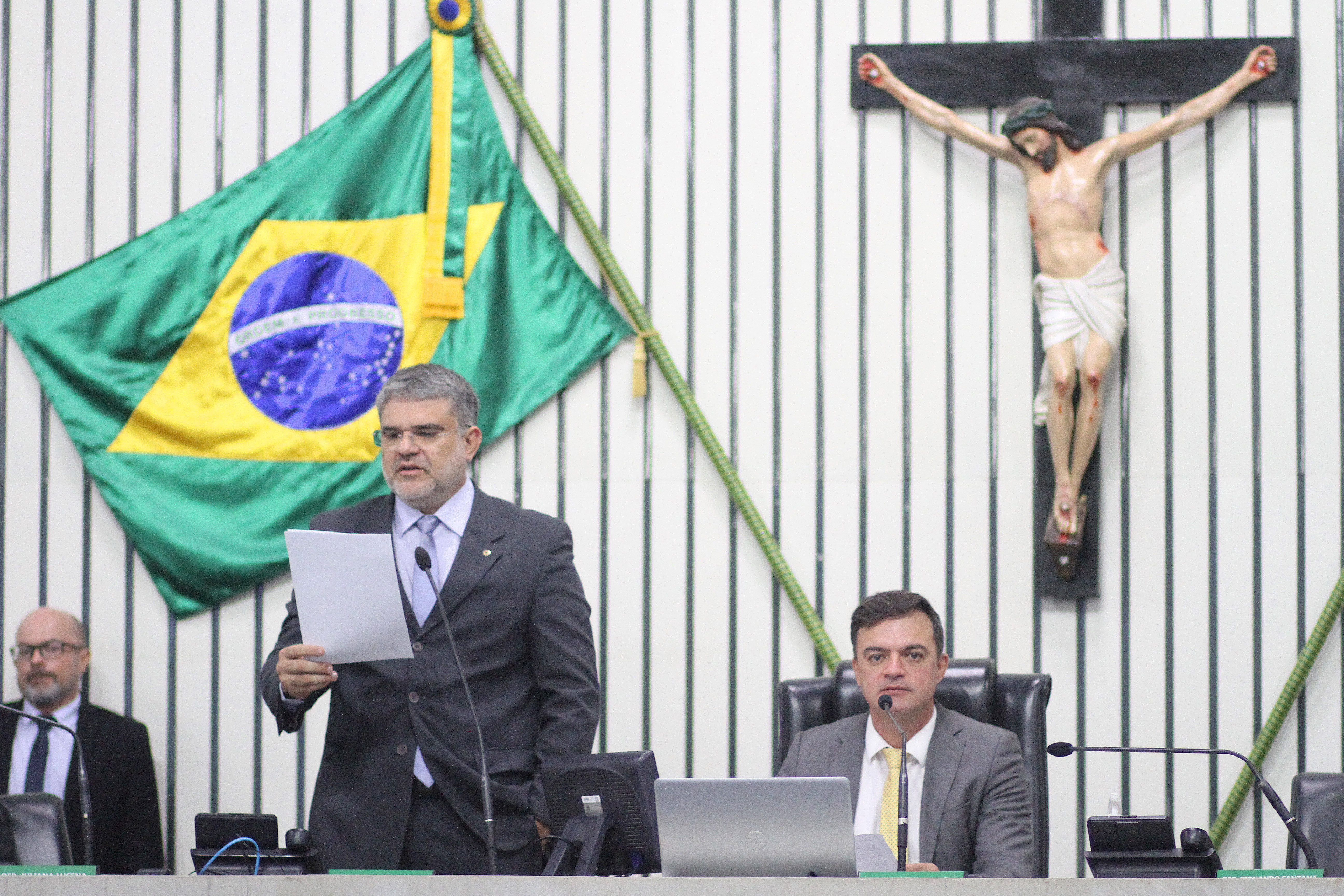 Leitura do expediente da sessão legislativa desta quinta-feira