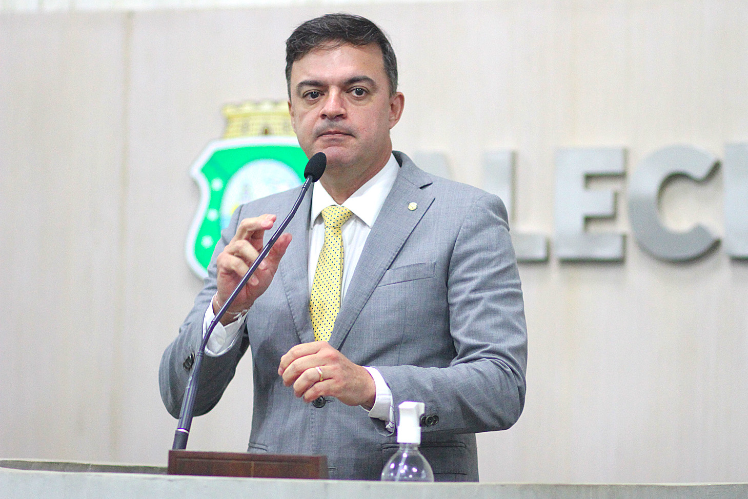 Deputado Fernando Santana (PT)