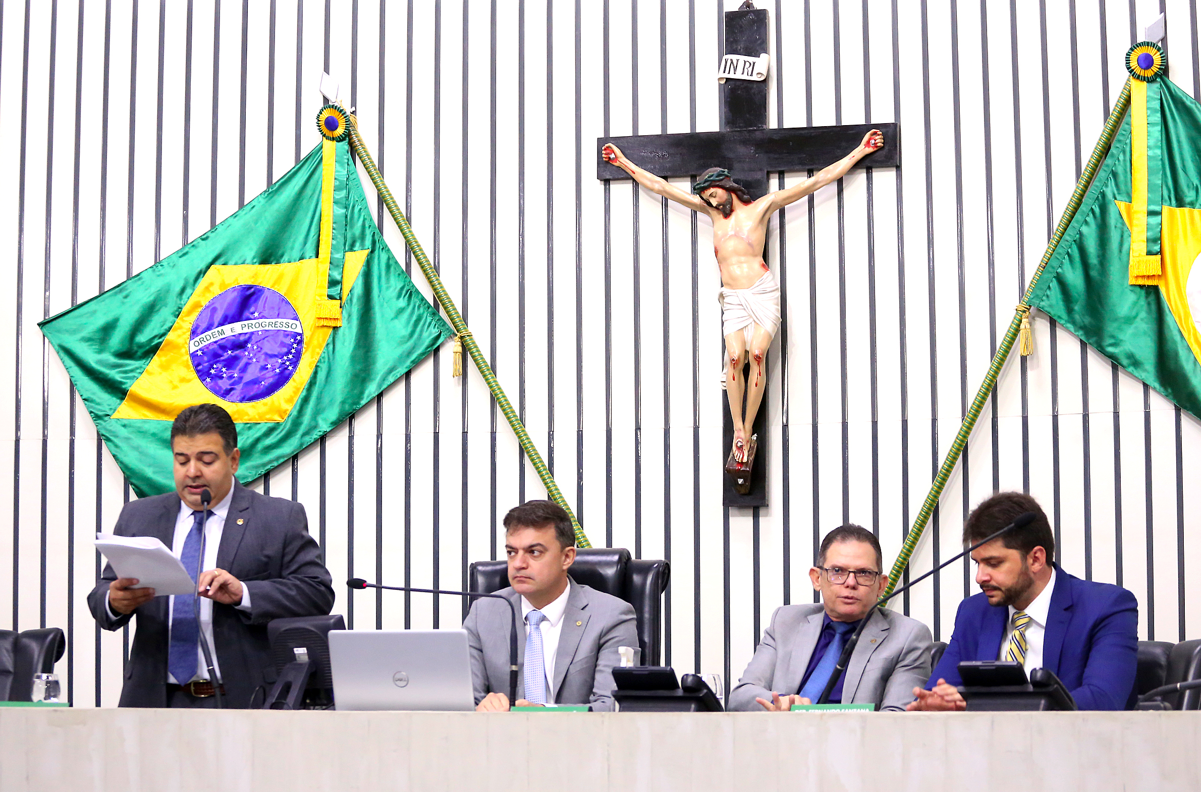 Leitura do expediente da sessão legislativa desta quarta-feira