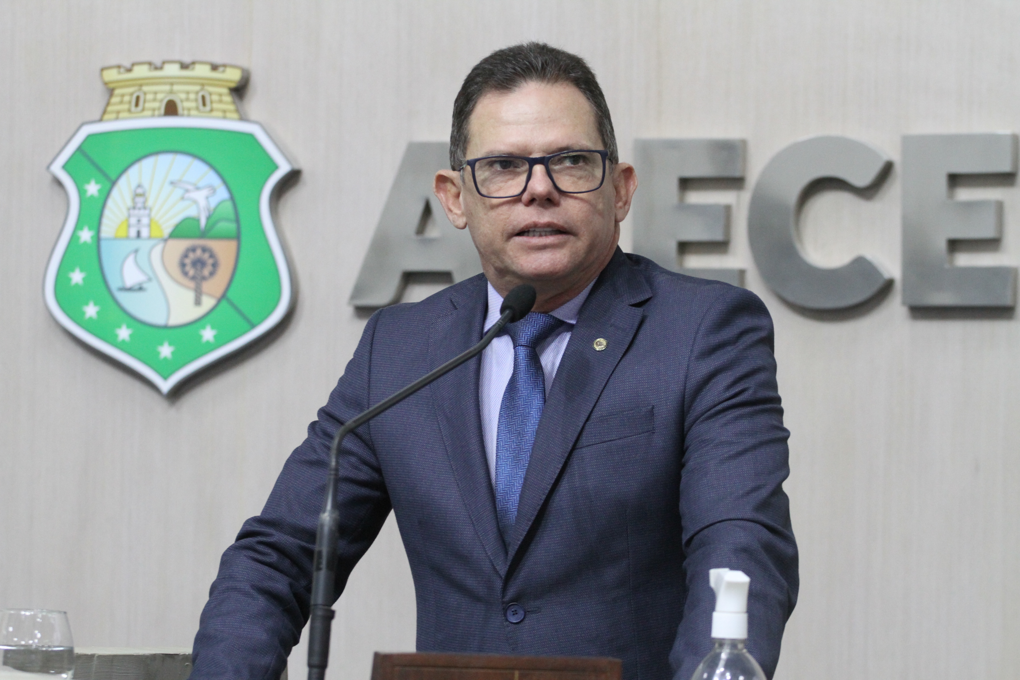 Lucinildo cobra fiscalização ambiental em obra da Prefeitura de Maracanaú
