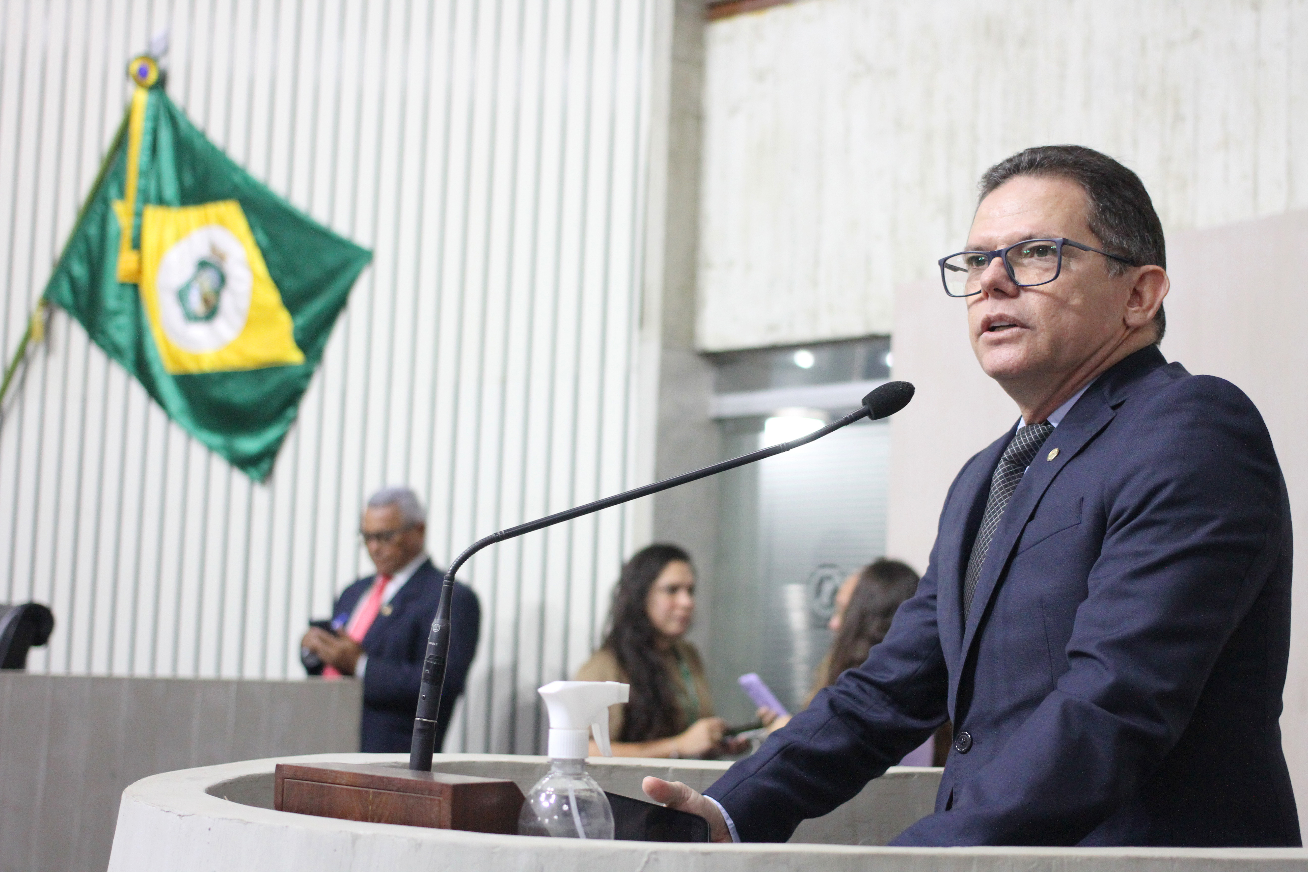 Dep. Lucinildo Frota ( PMN )