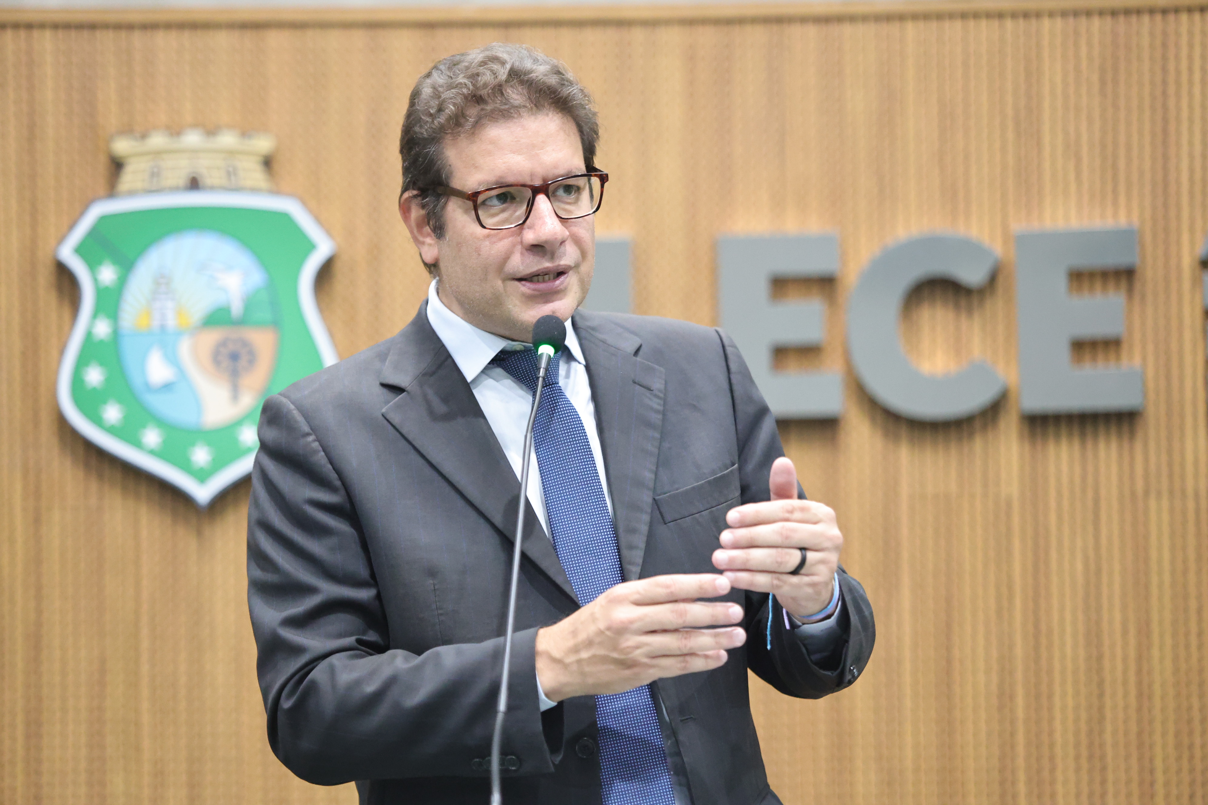 Roseno critica fake news para desacreditar tentativa de golpe de estado em 2022