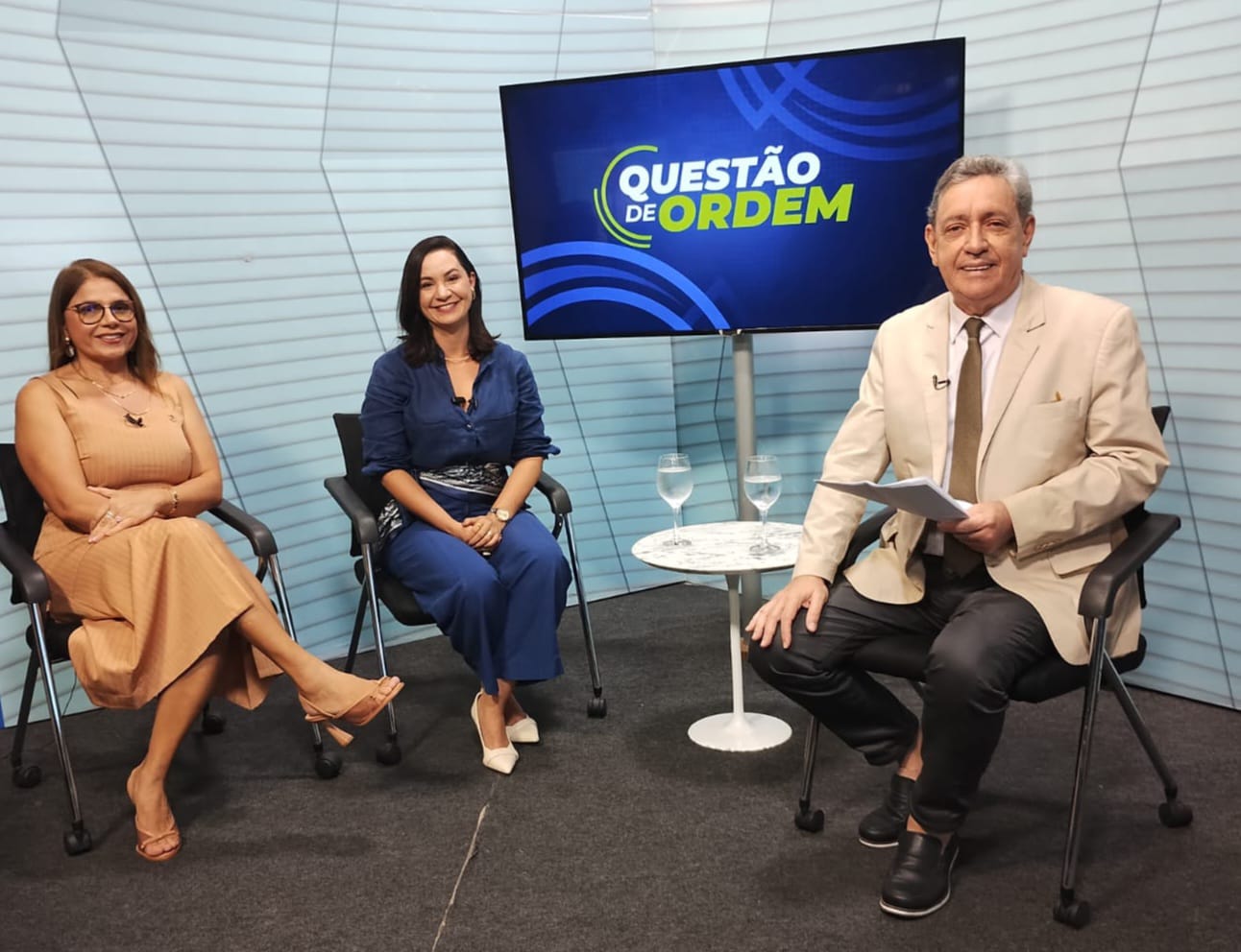 Ana Cristina Oliveira, Verlaine Alencar e jornalista Renato Abreu