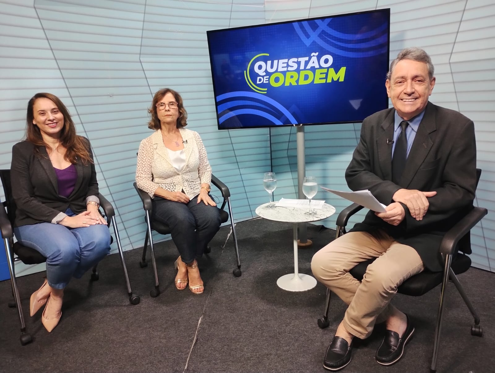 Professoras Adriana Rolim, Selene Maia de Morais e jornalista Renato Abreu